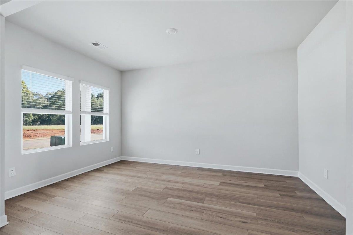 1024 Southwell Drive Property Photo 4