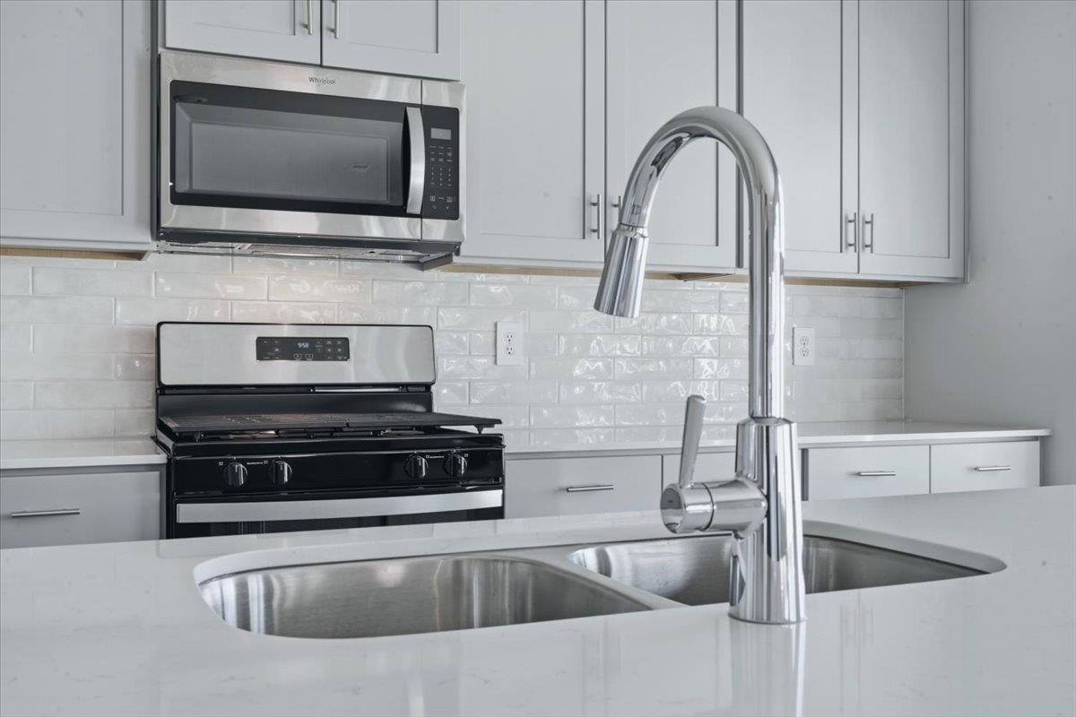 1024 Southwell Drive Property Photo 11