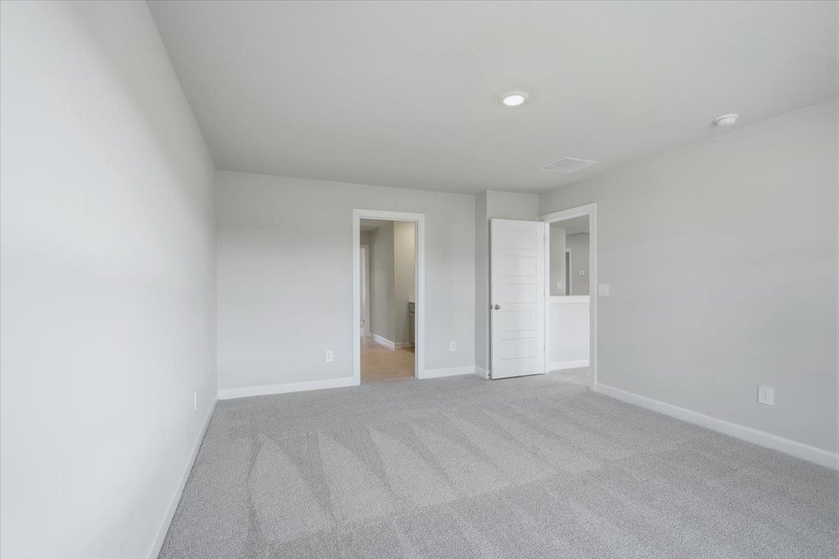 1024 Southwell Drive Property Photo 23