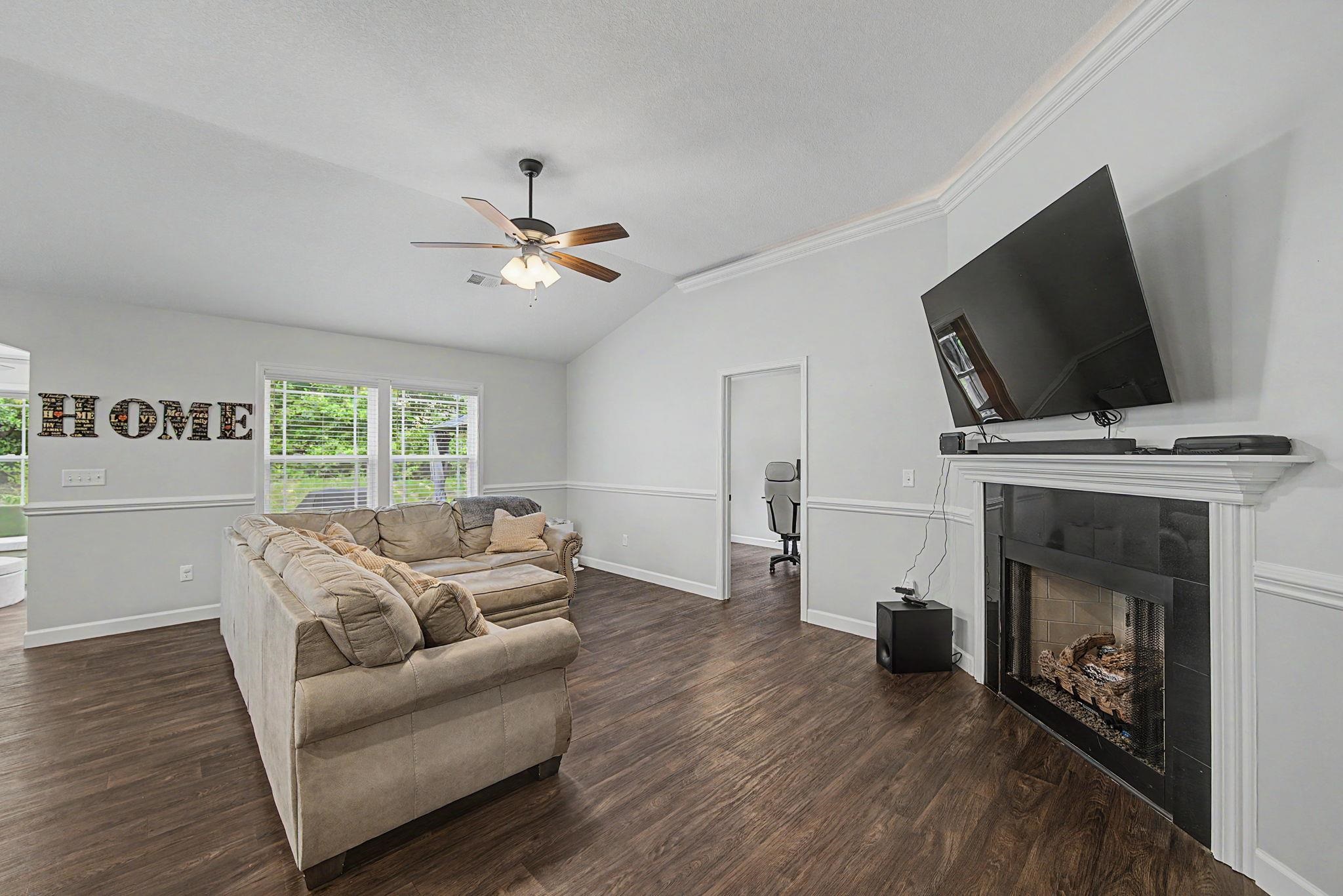 464 Timberwood Drive Property Photo 18