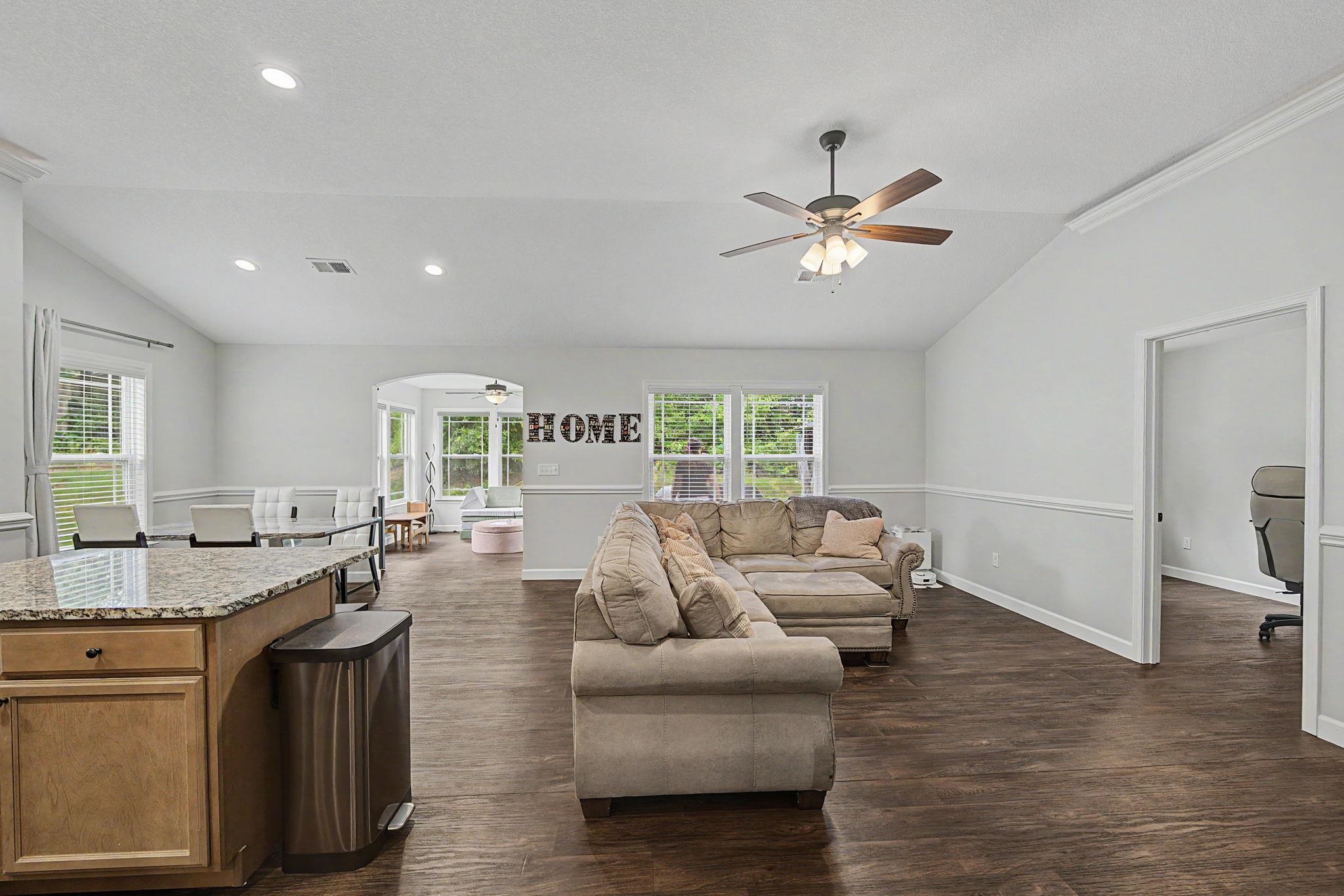 464 Timberwood Drive Property Photo 19