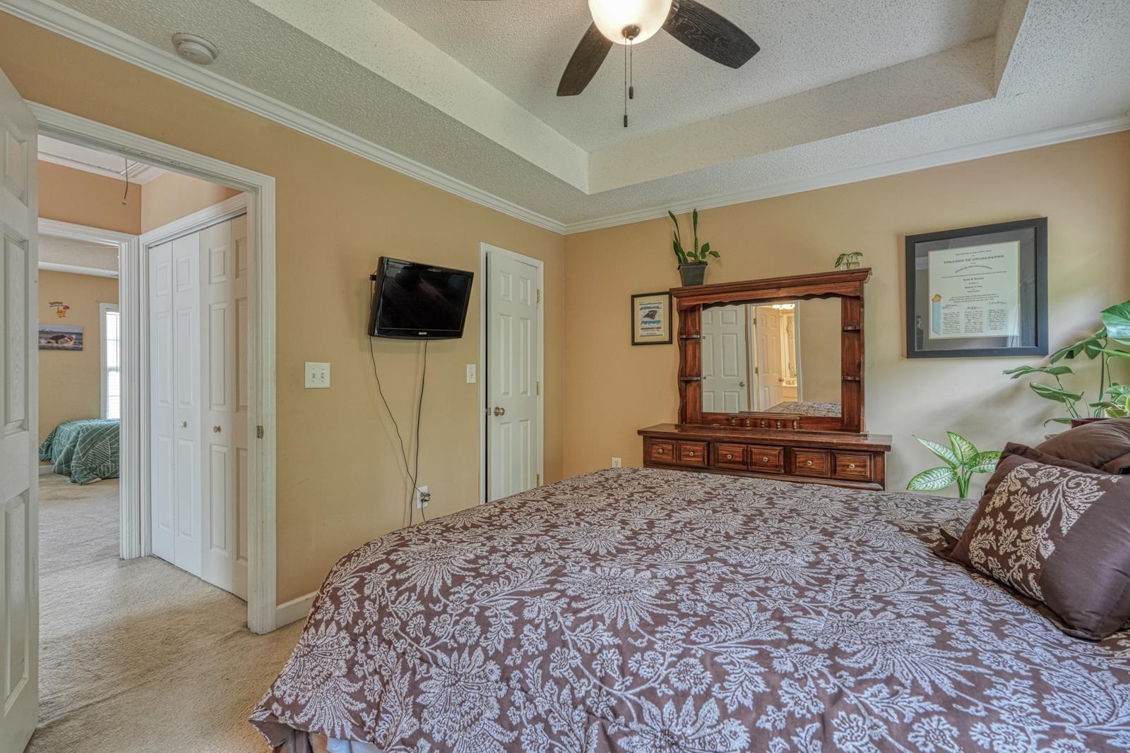 365 Rexford Drive Property Photo 11