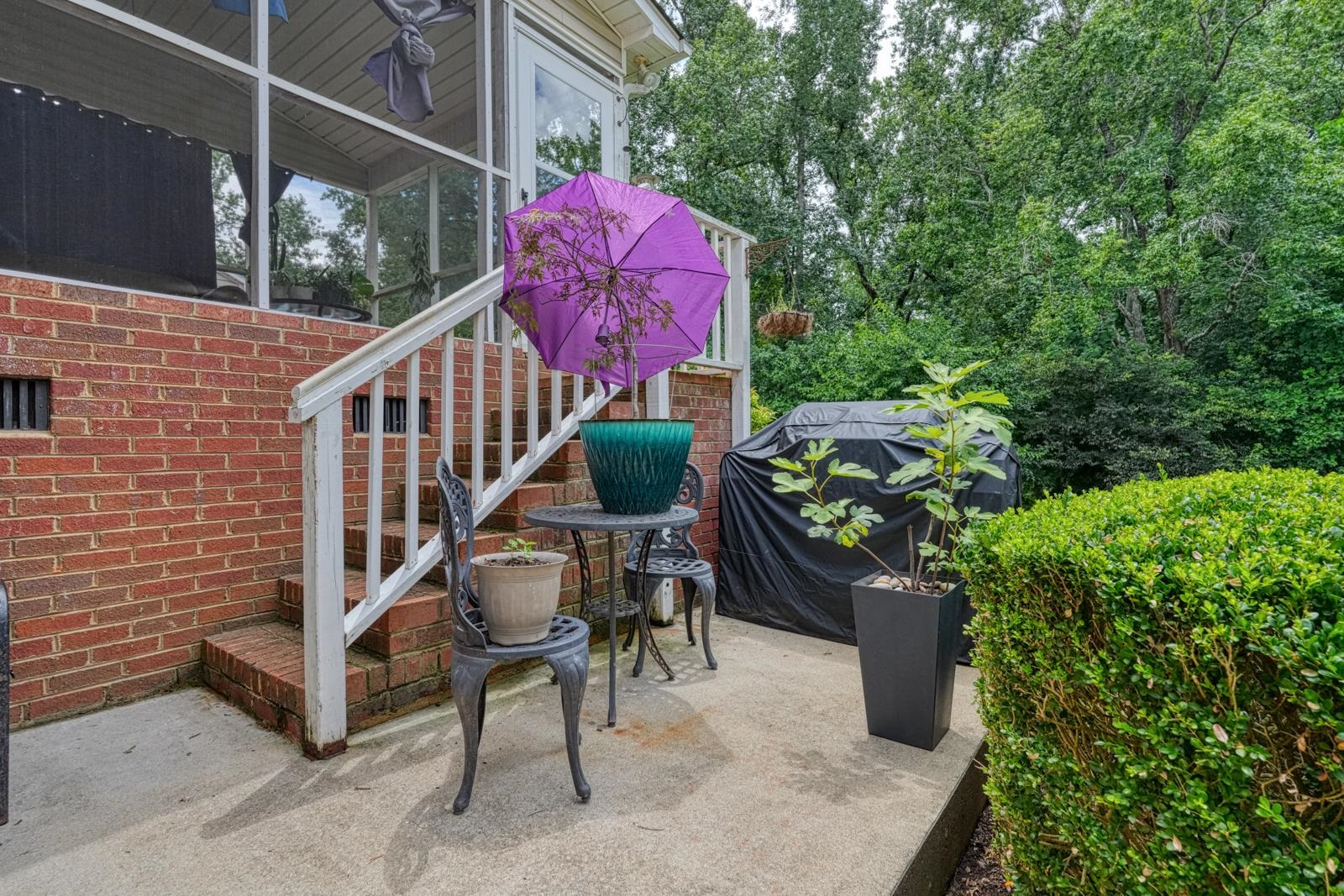 365 Rexford Drive Property Photo 18