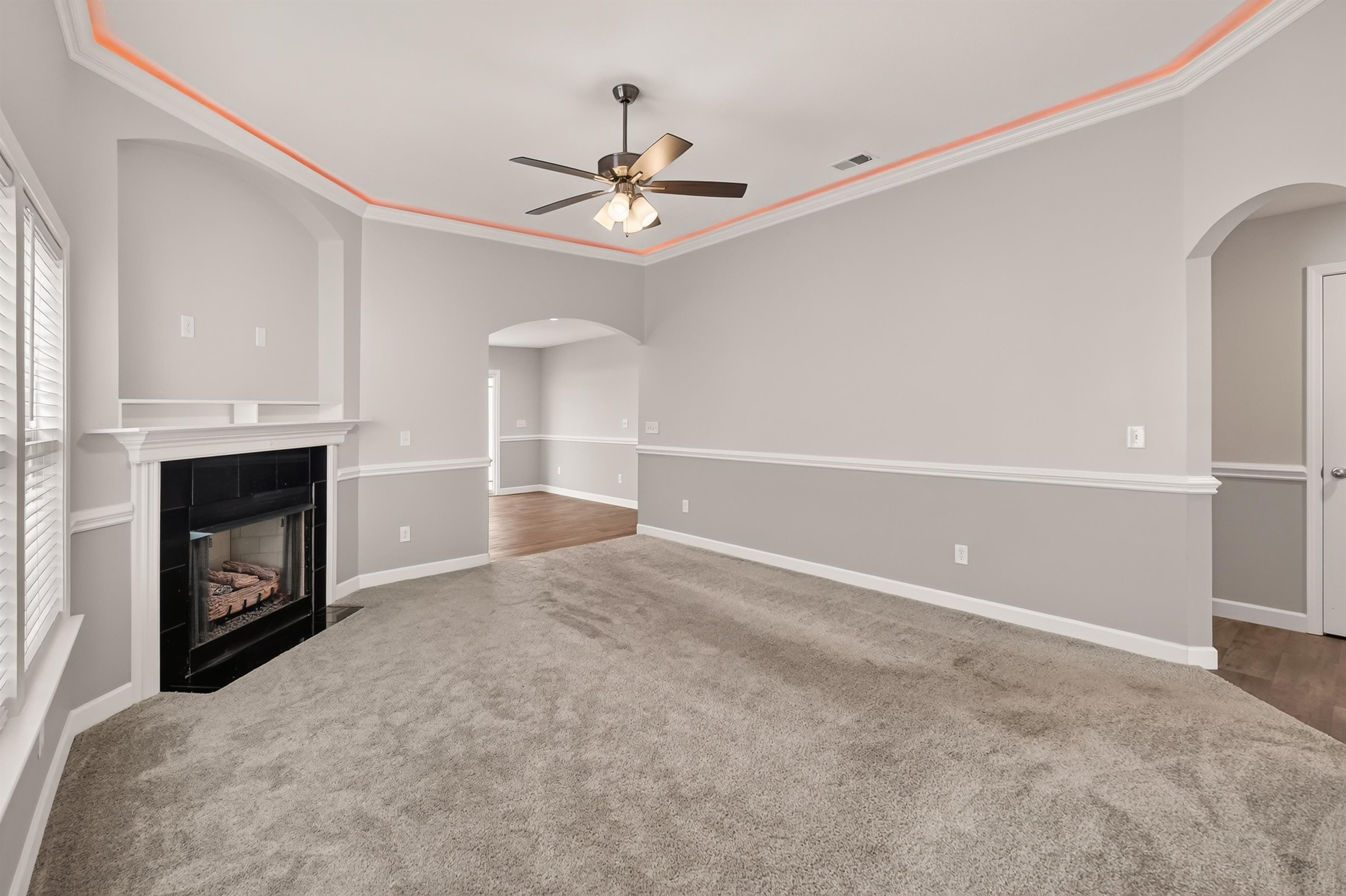 680 Spartan Commodor Ln Property Photo 3