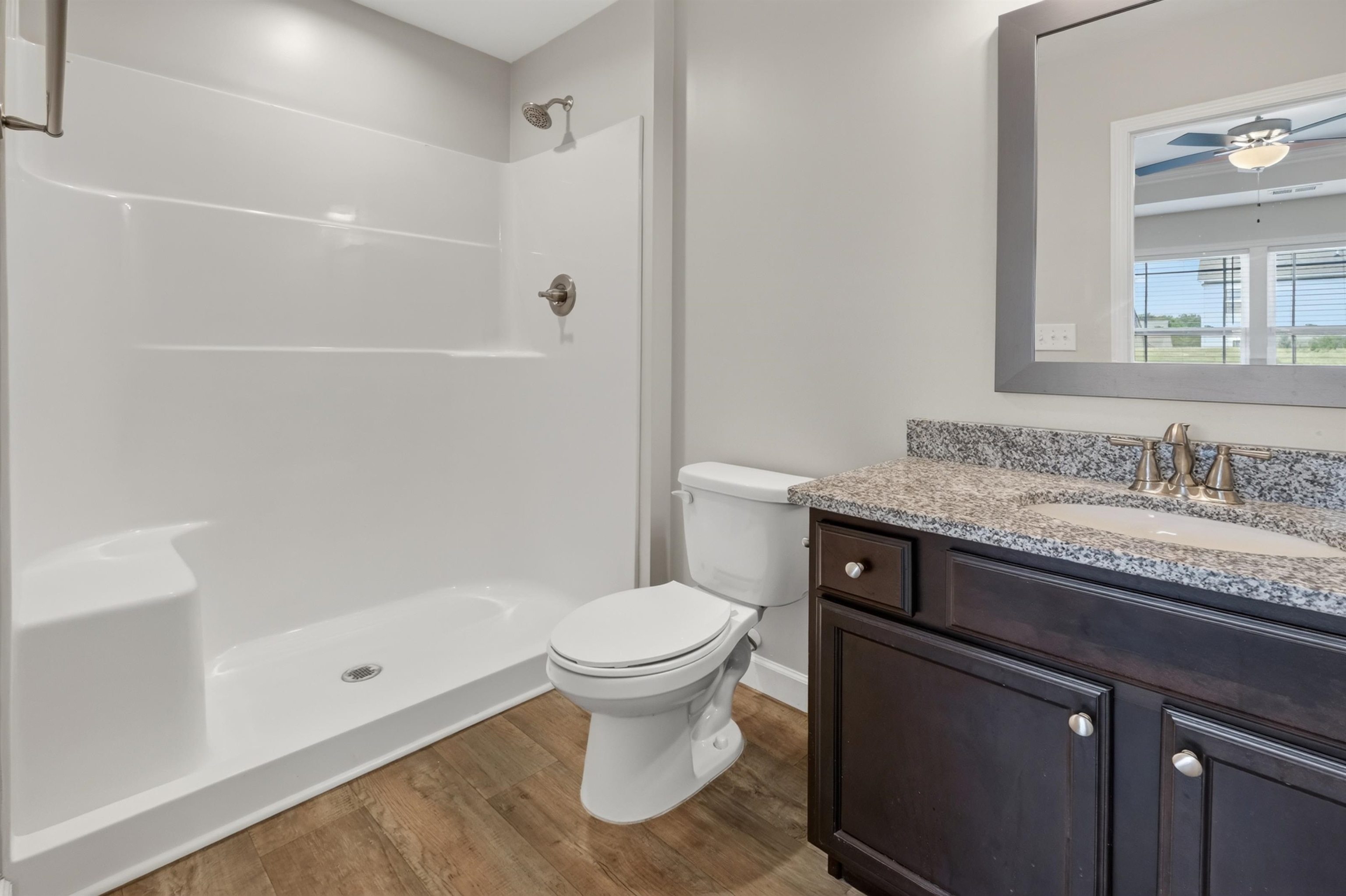 680 Spartan Commodor Ln Property Photo 18