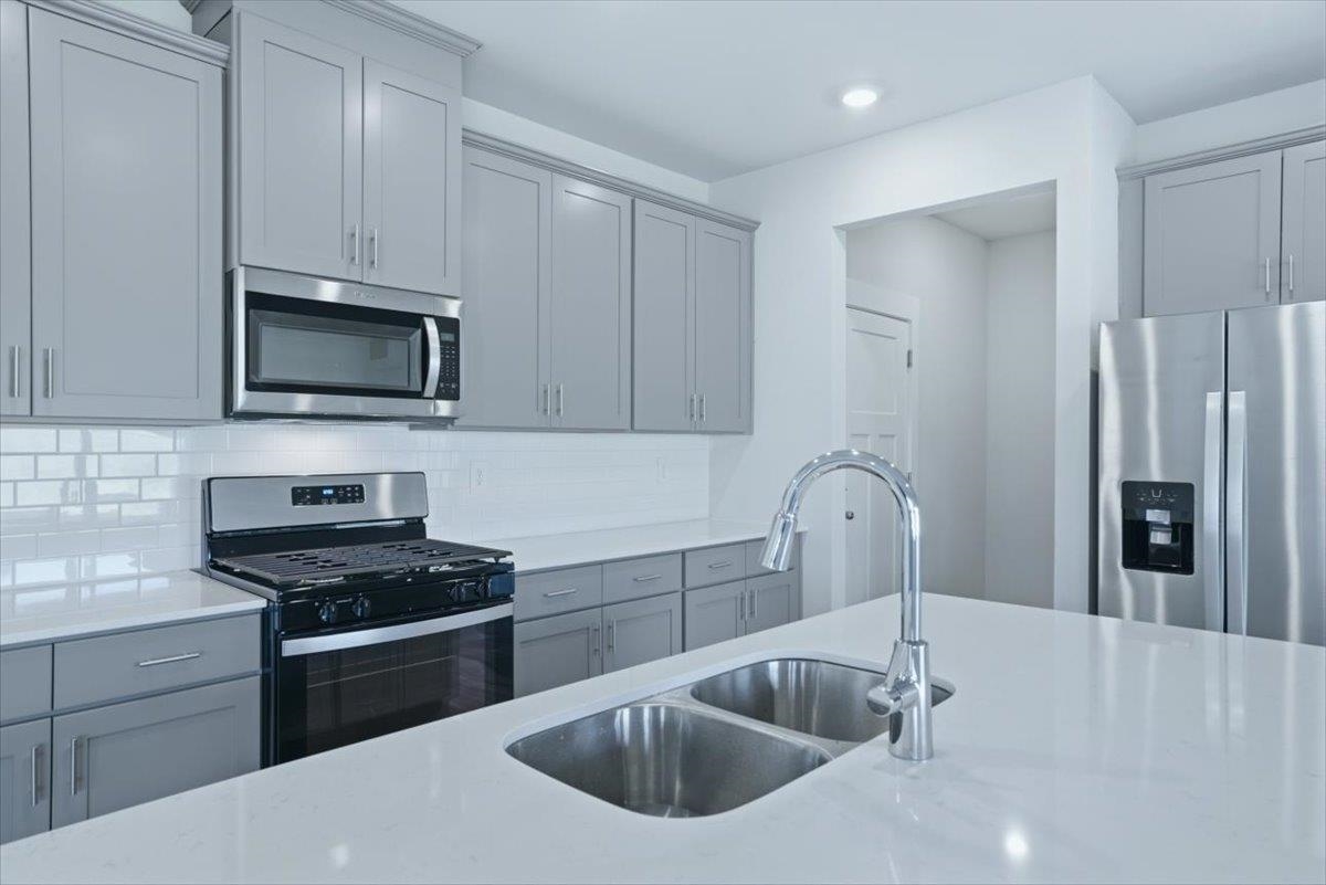 411 Ragland Avenue Property Photo 11