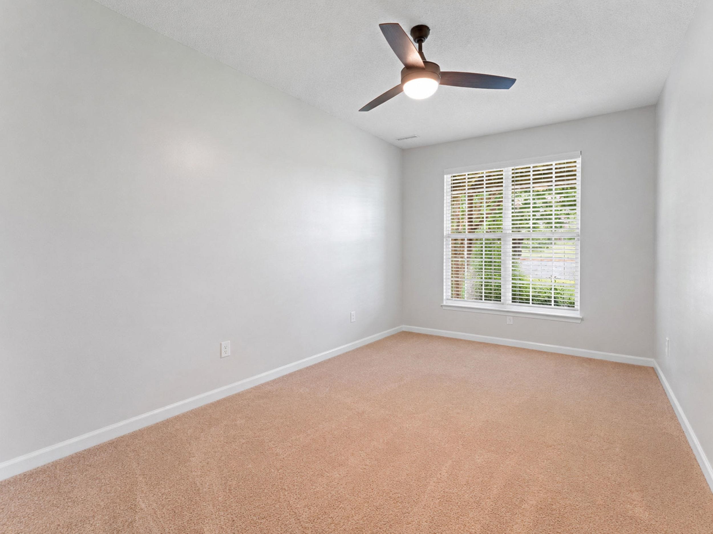 148 N Heron Drive Property Photo 21