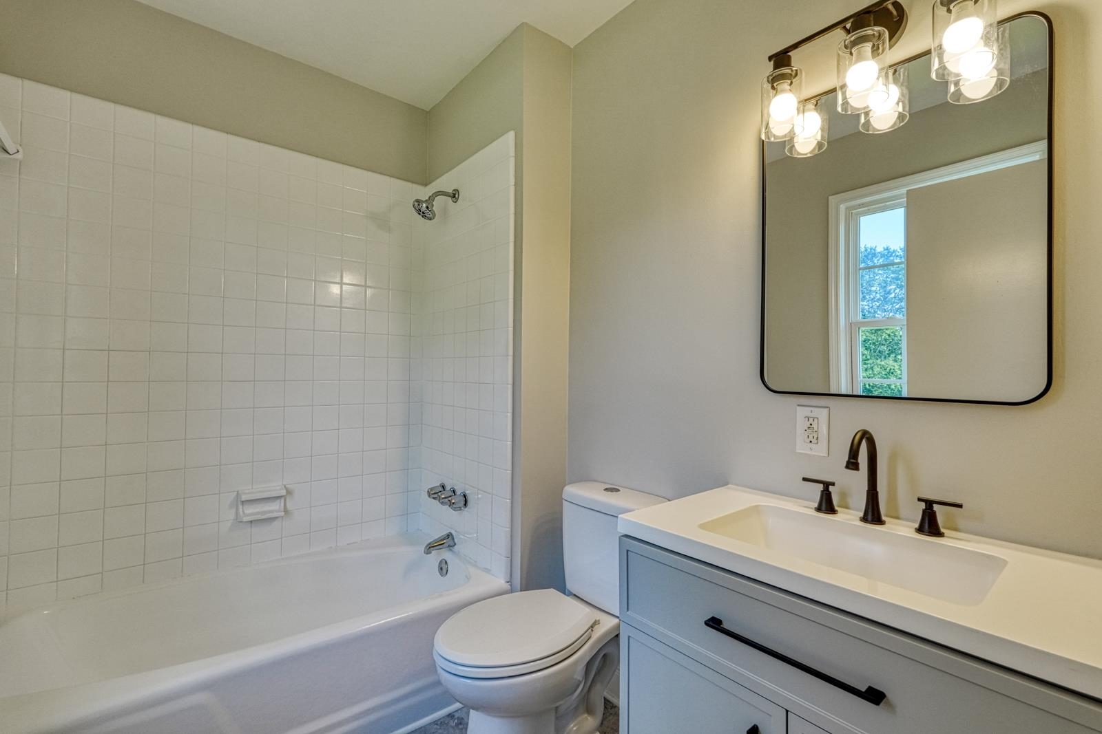 112 Cardinal Avenue Property Photo 8