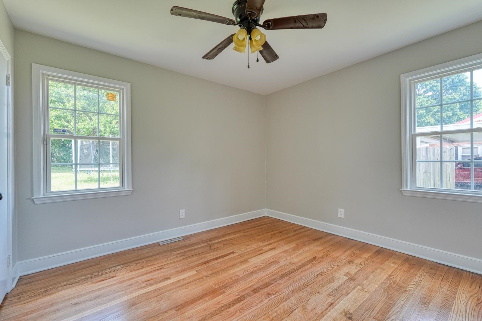112 Cardinal Avenue Property Photo 11
