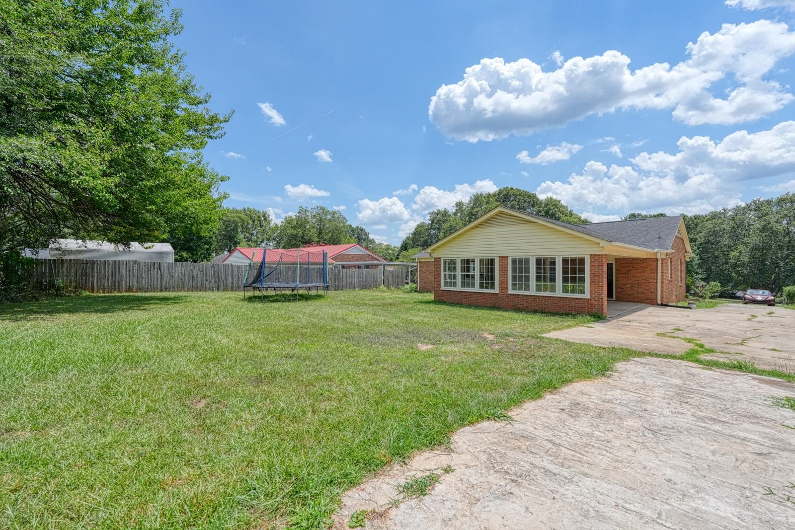 112 Cardinal Avenue Property Photo 30
