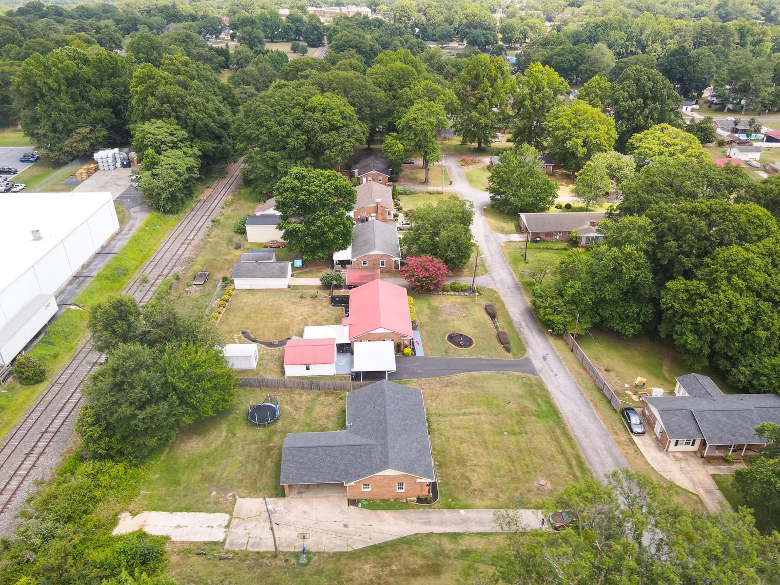 112 Cardinal Avenue Property Photo 36