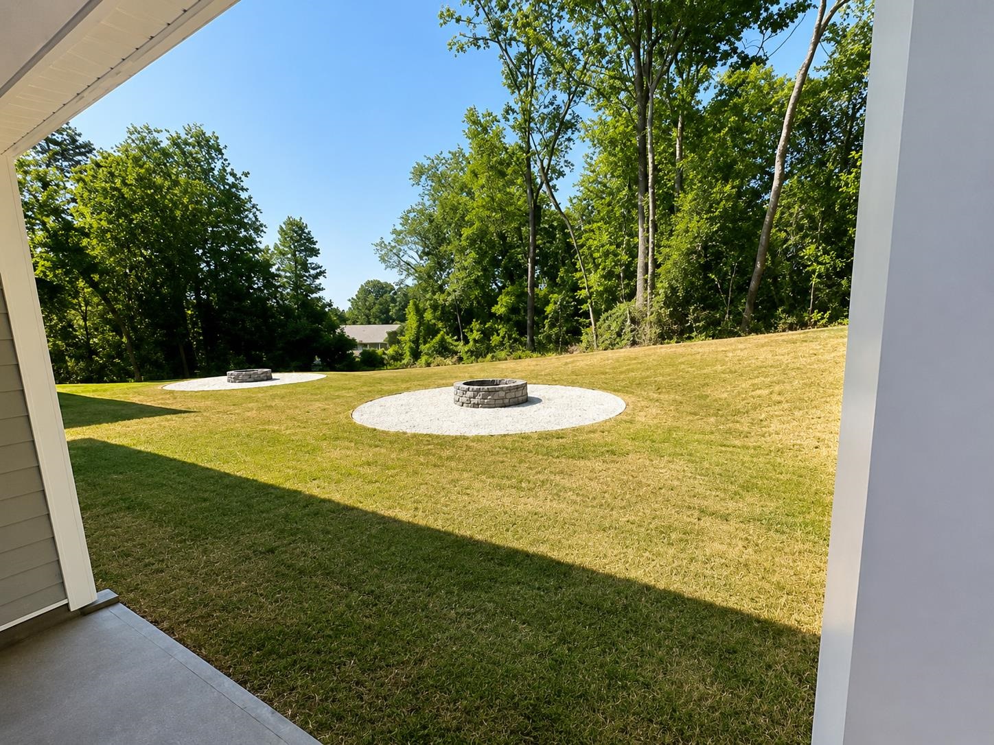 556 S Main Street Property Photo 17
