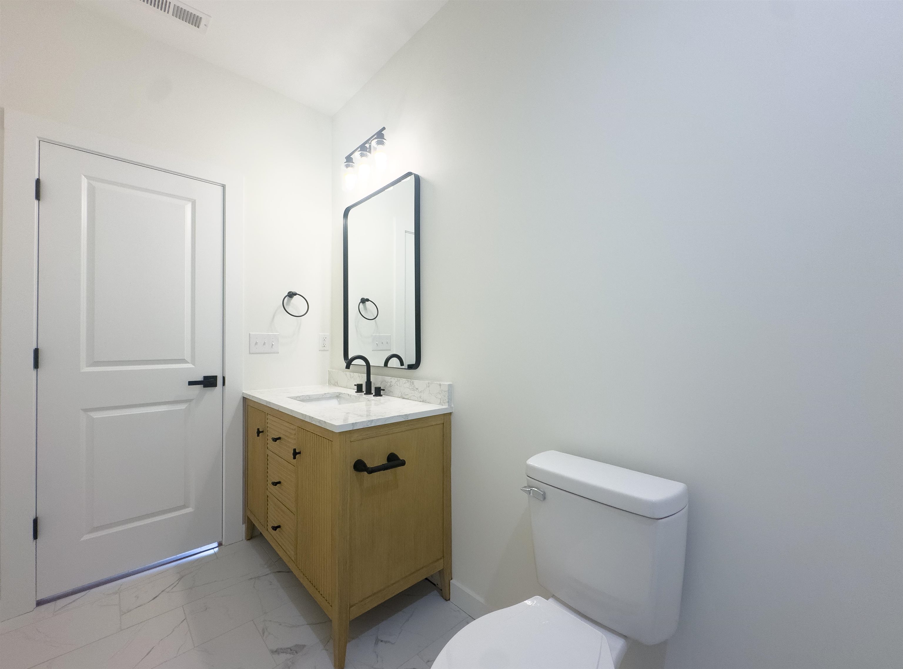 193 W Wood Street Property Photo 13