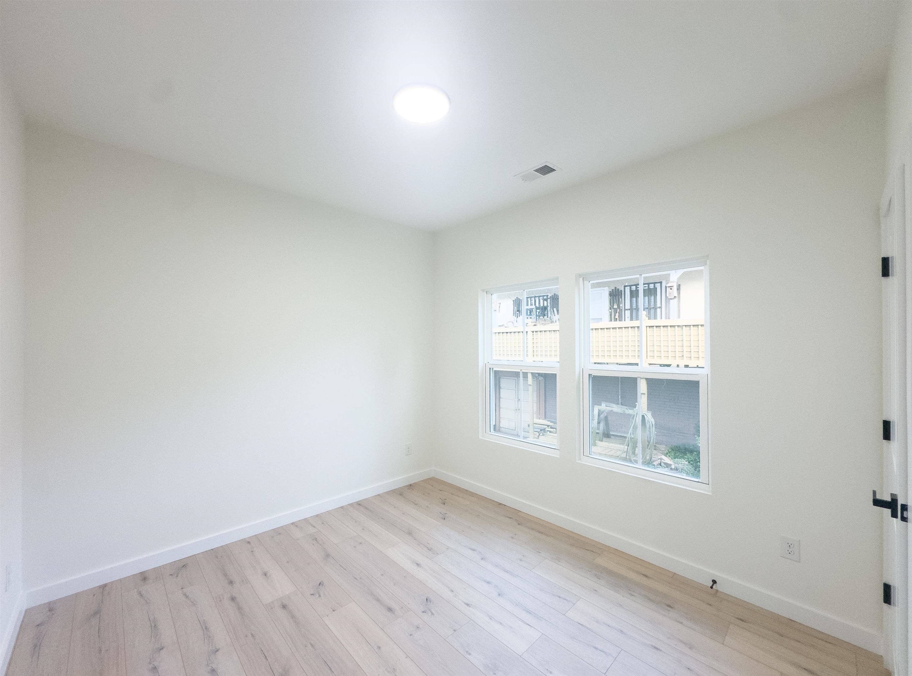 193 W Wood Street Property Photo 14