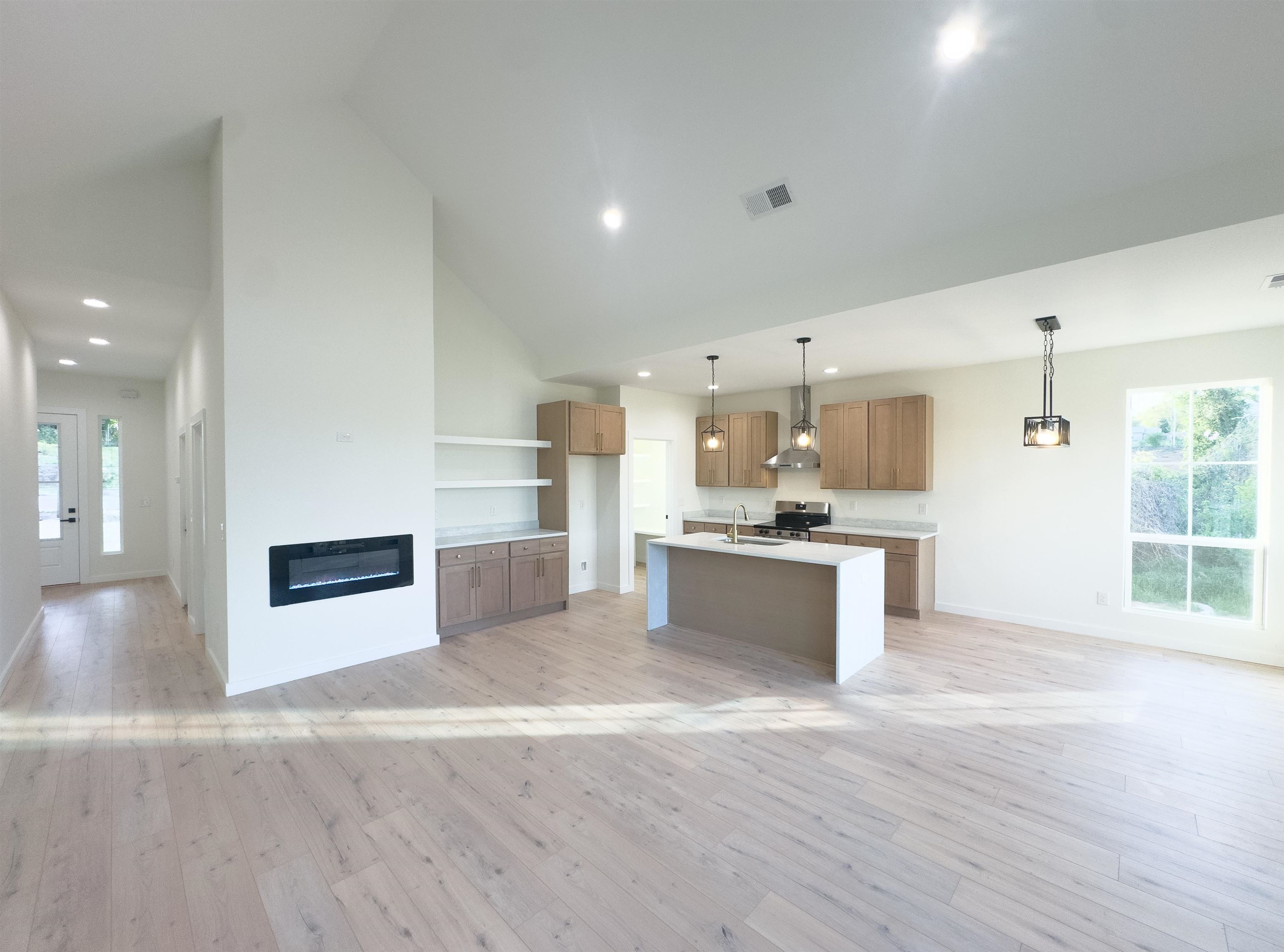 193 W Wood Street Property Photo 18