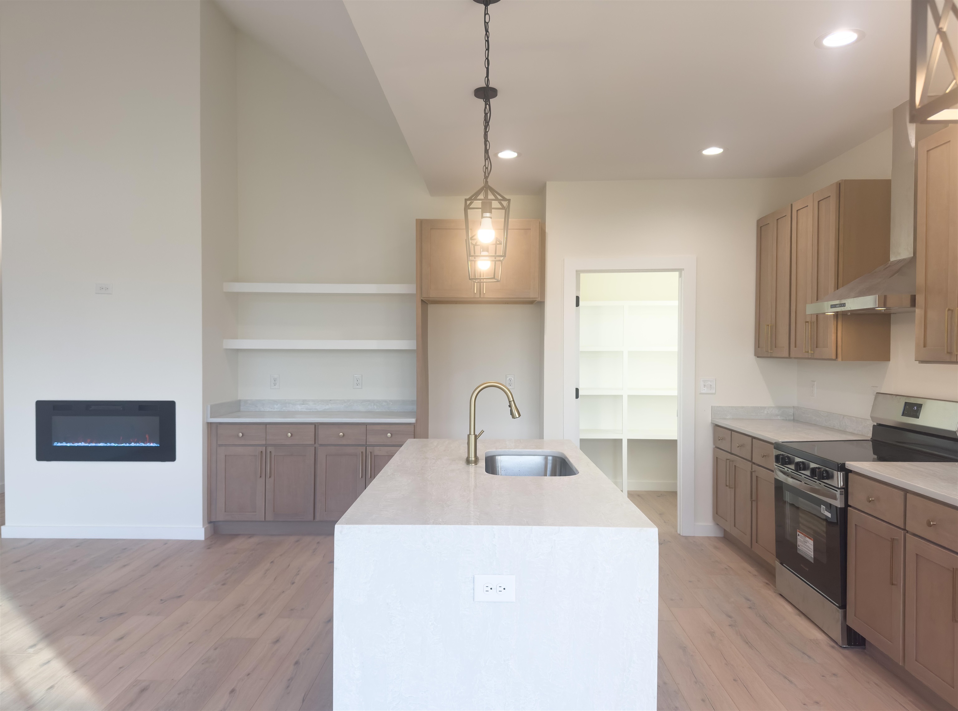 193 W Wood Street Property Photo 19