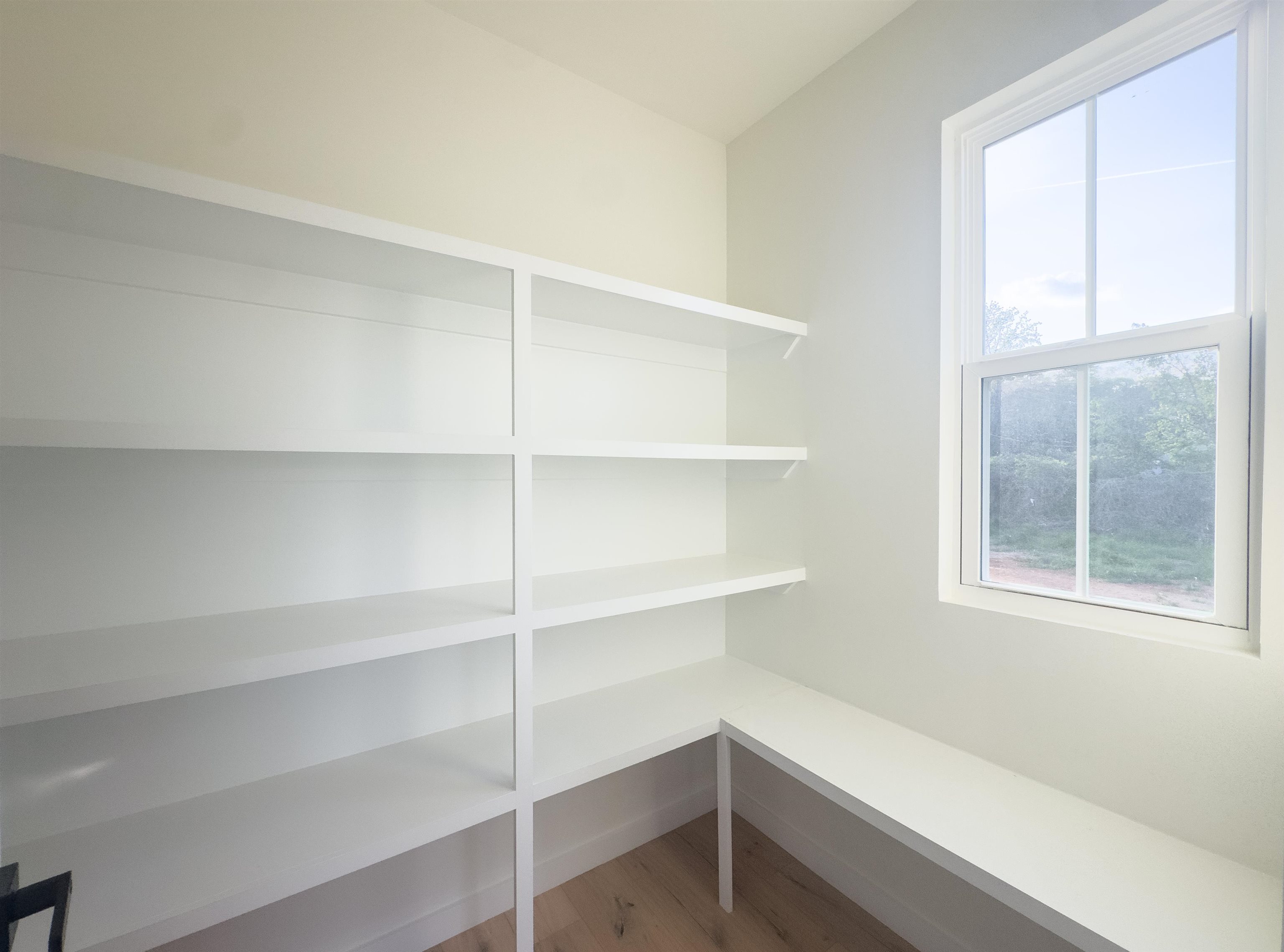 193 W Wood Street Property Photo 24