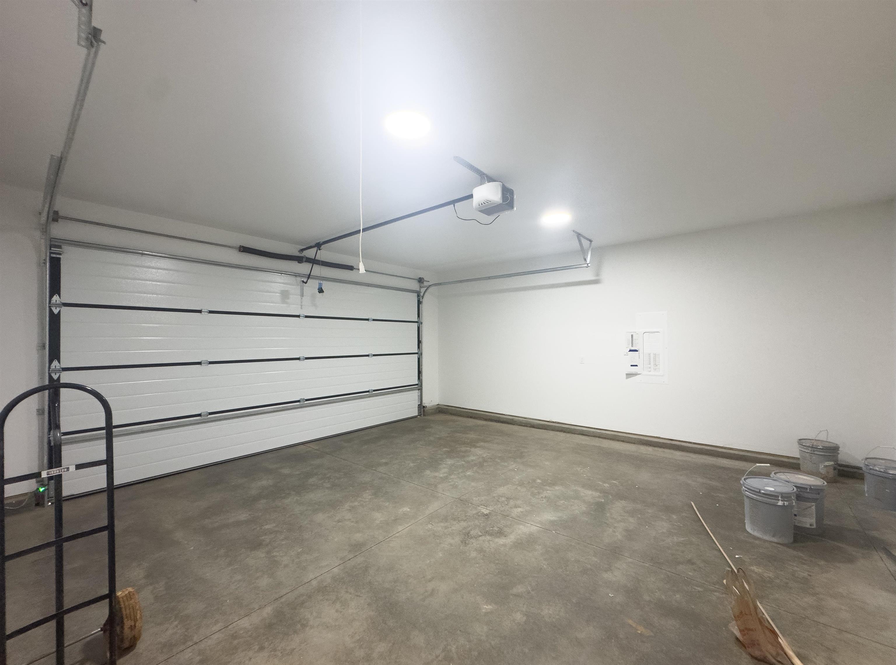 193 W Wood Street Property Photo 28
