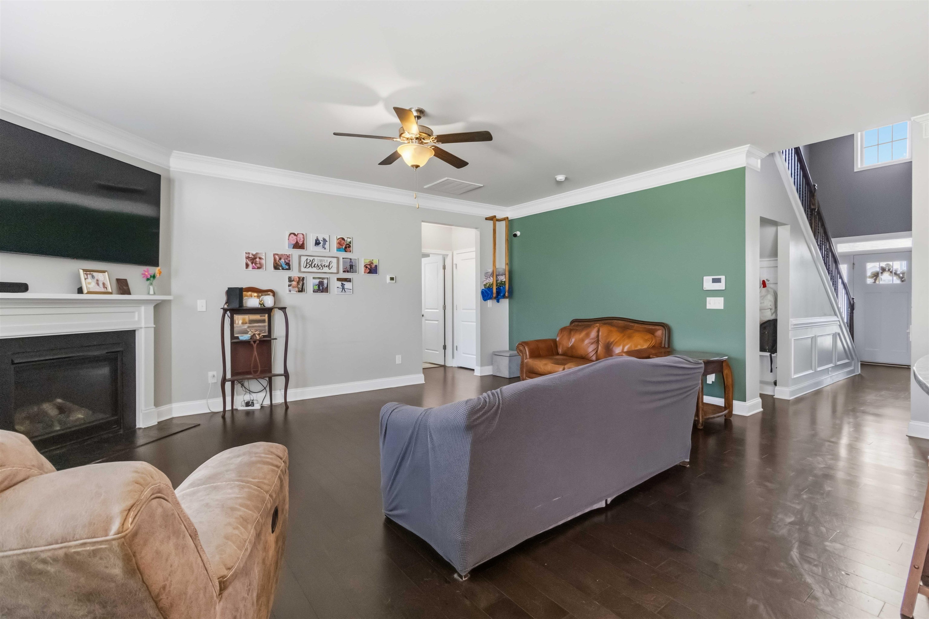 909 Deephallow Place Property Photo 15