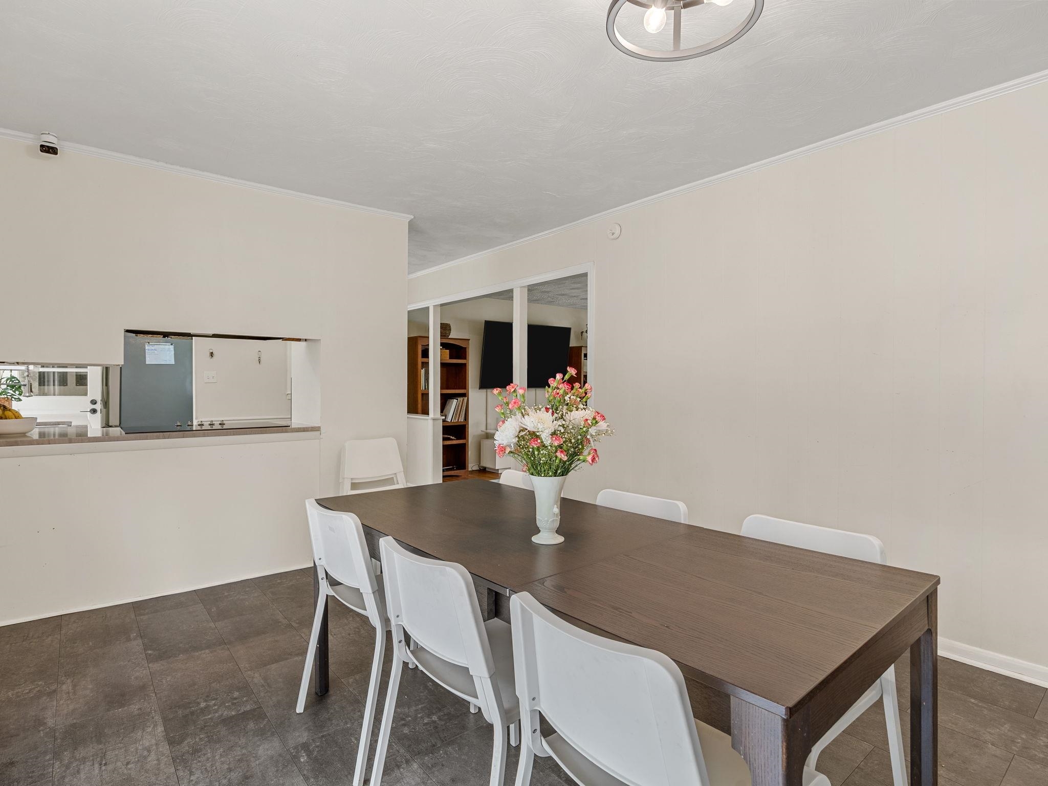 304 Earl Drive Property Photo 15