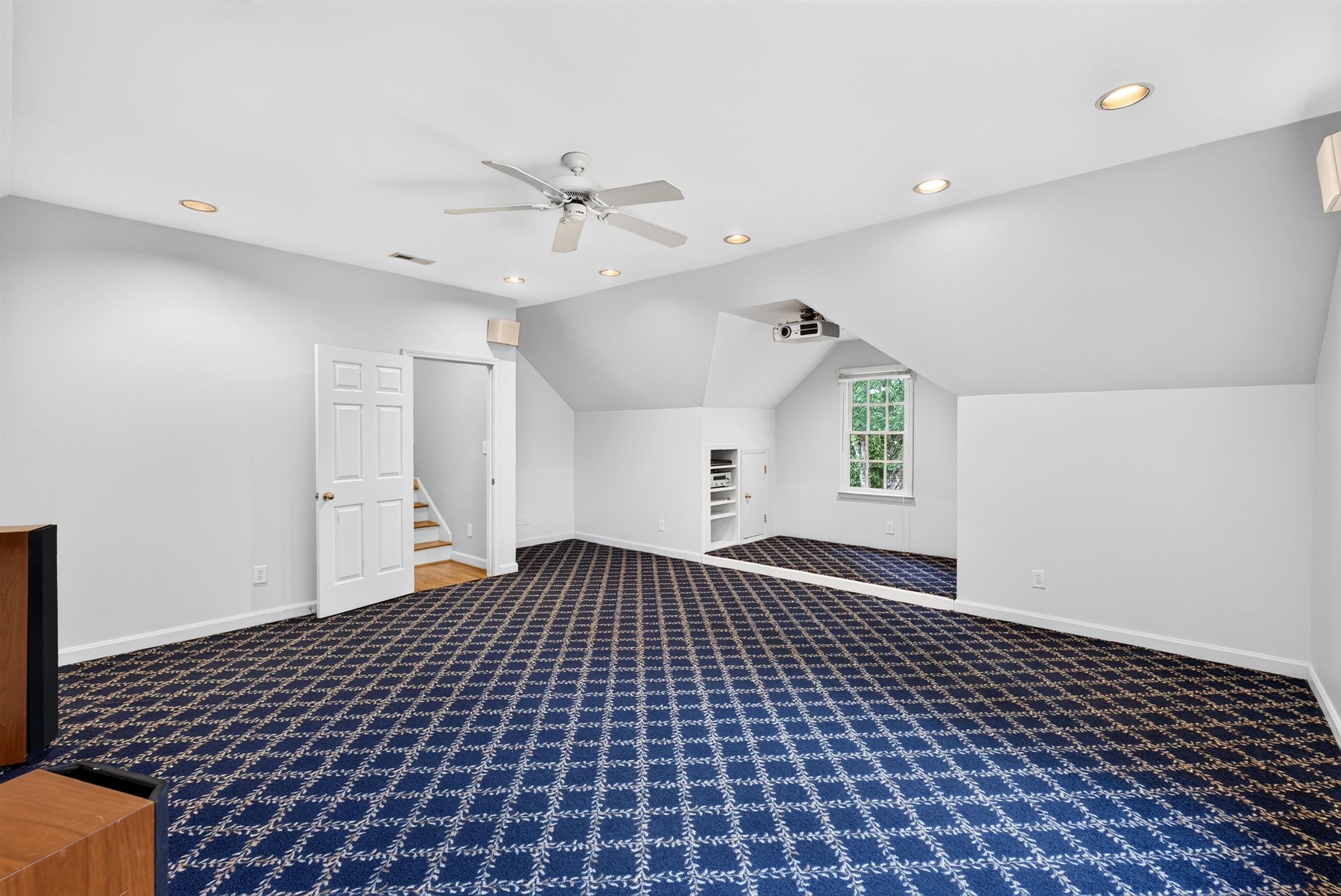 431 Willowbrook Drive Property Photo 35