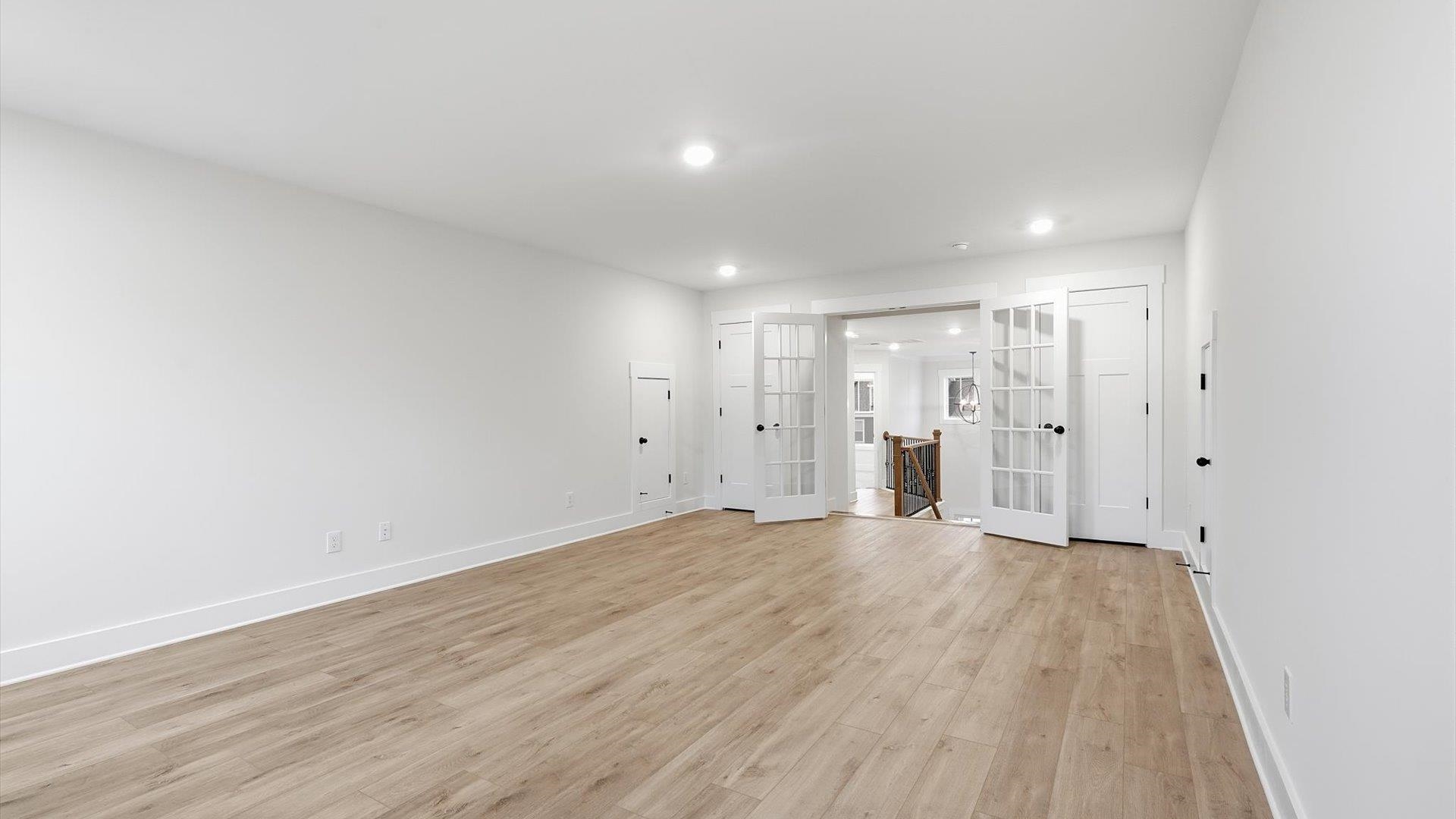 904 Tibetan Street Property Photo 23