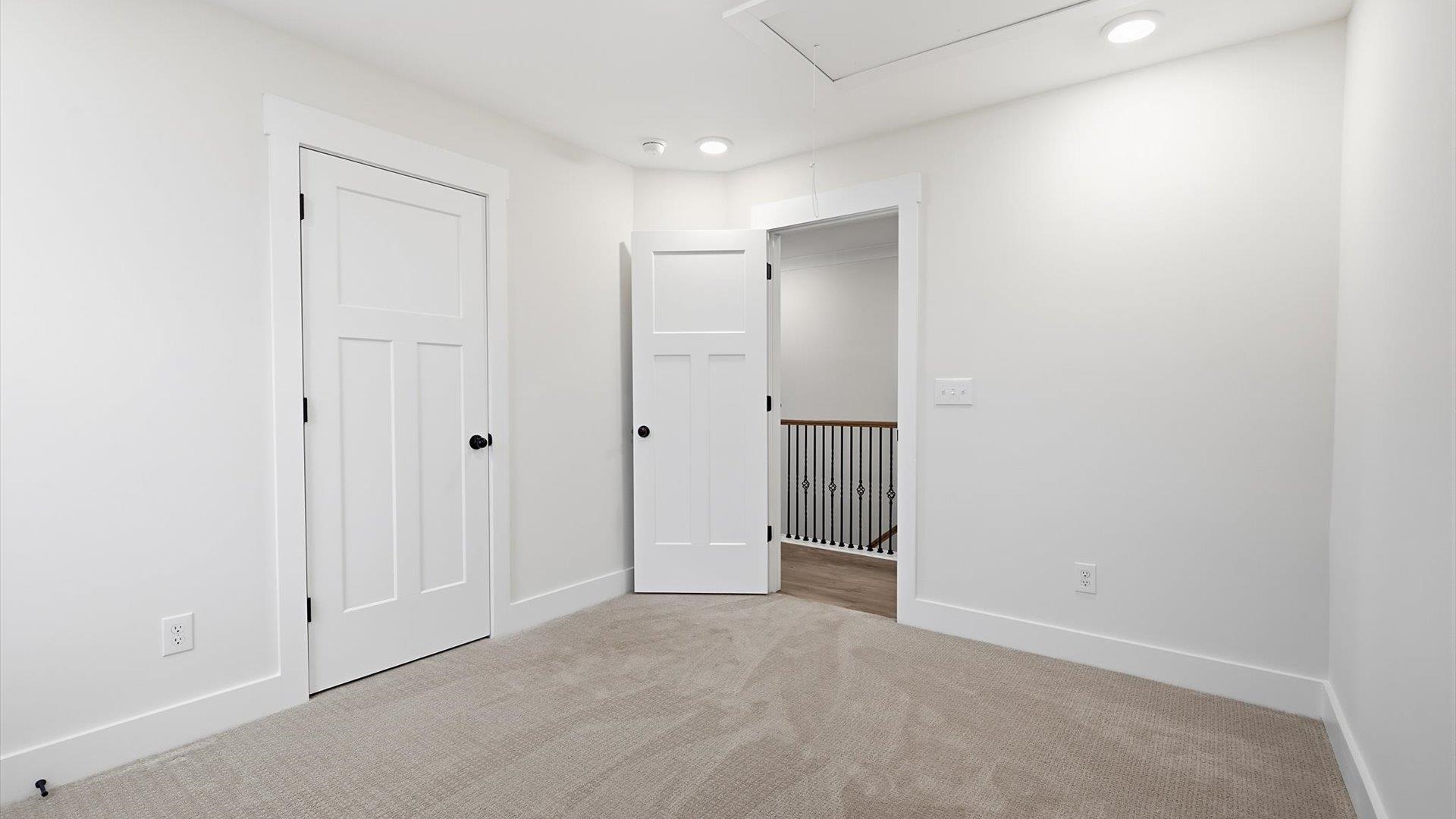 904 Tibetan Street Property Photo 30