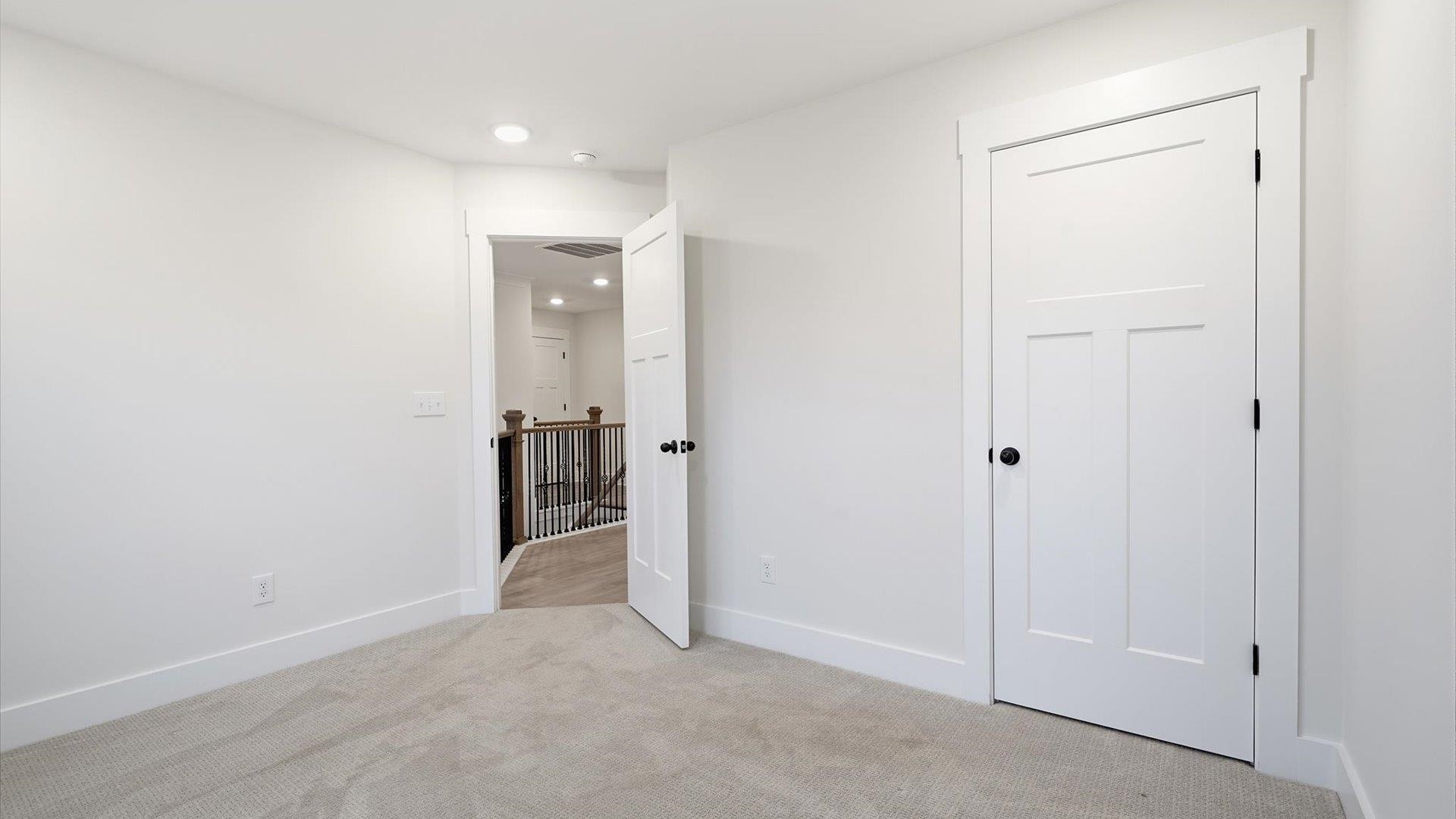 904 Tibetan Street Property Photo 33