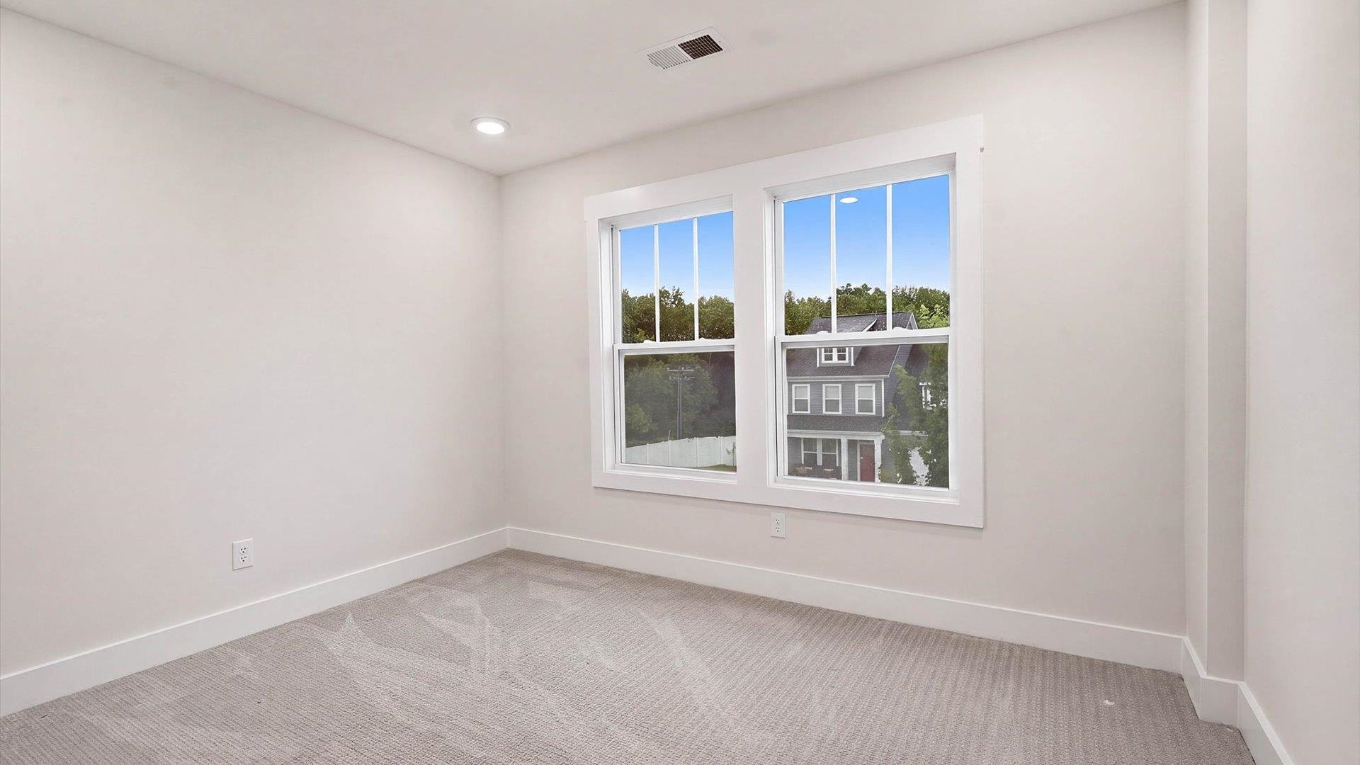 904 Tibetan Street Property Photo 34