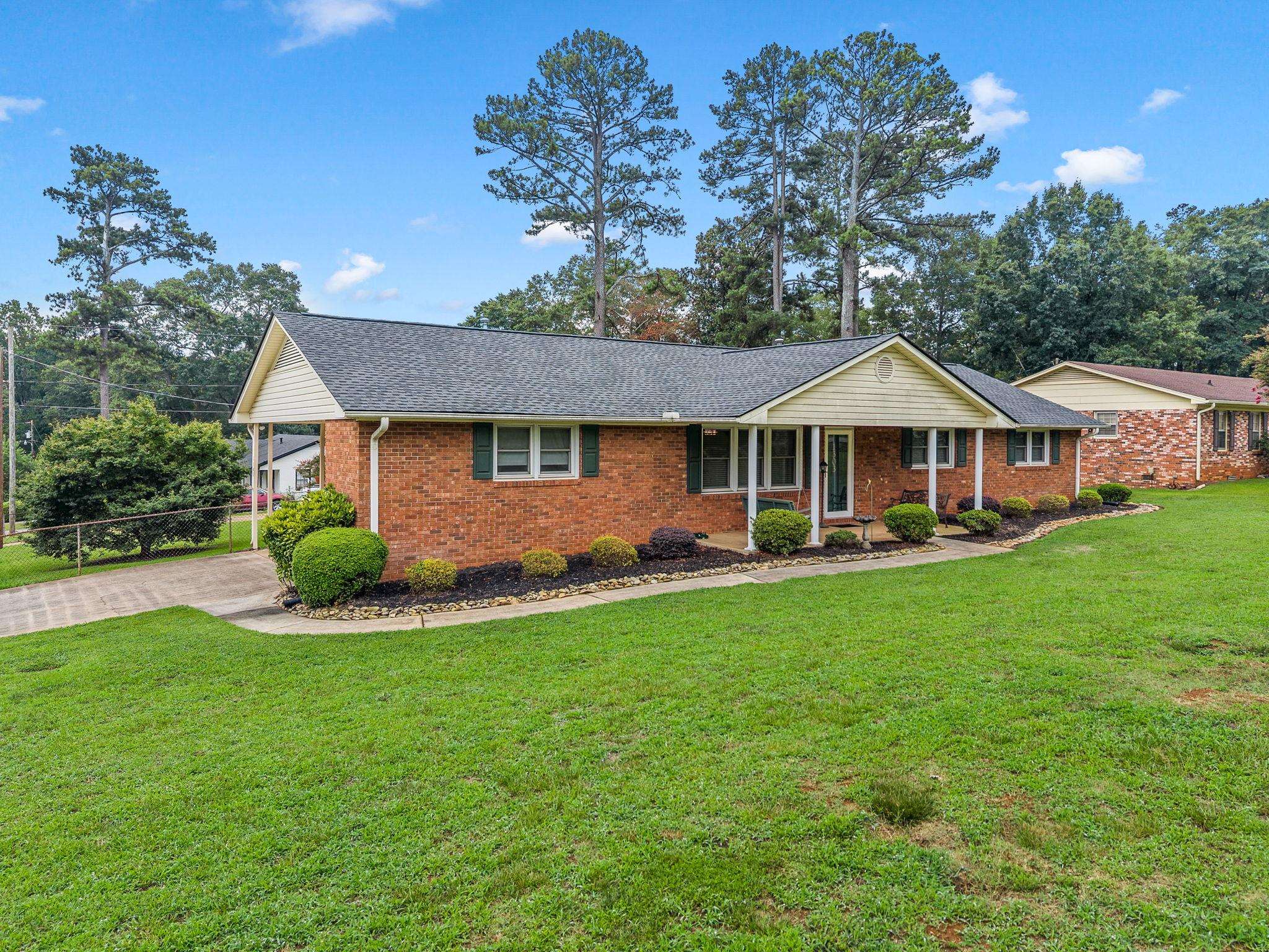 1303 Springfield Road Property Photo 1