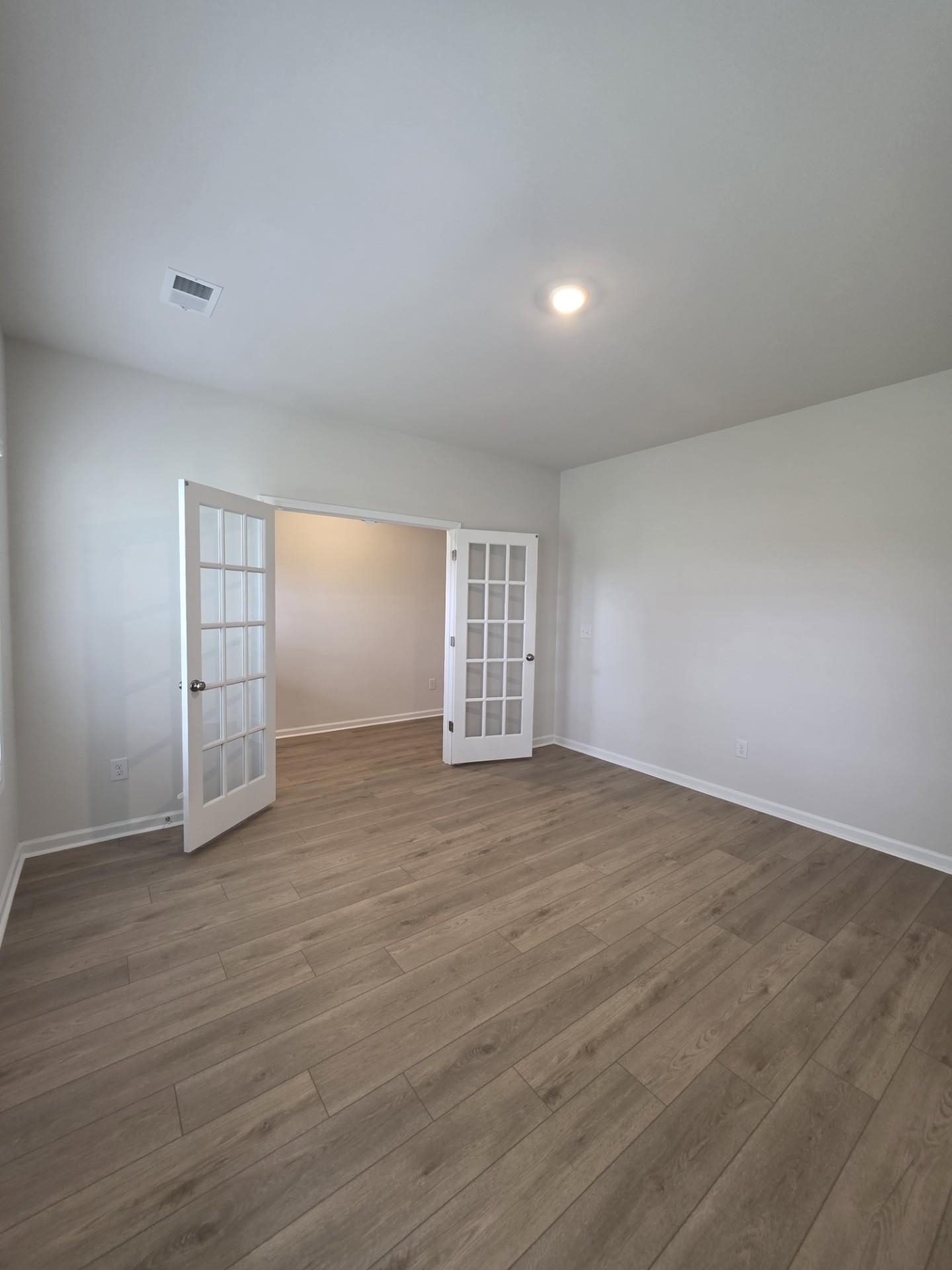 427 Dodger Avenue Property Photo 7