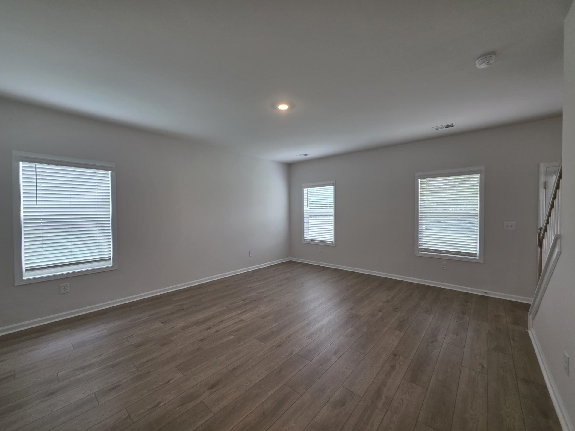 427 Dodger Avenue Property Photo 18