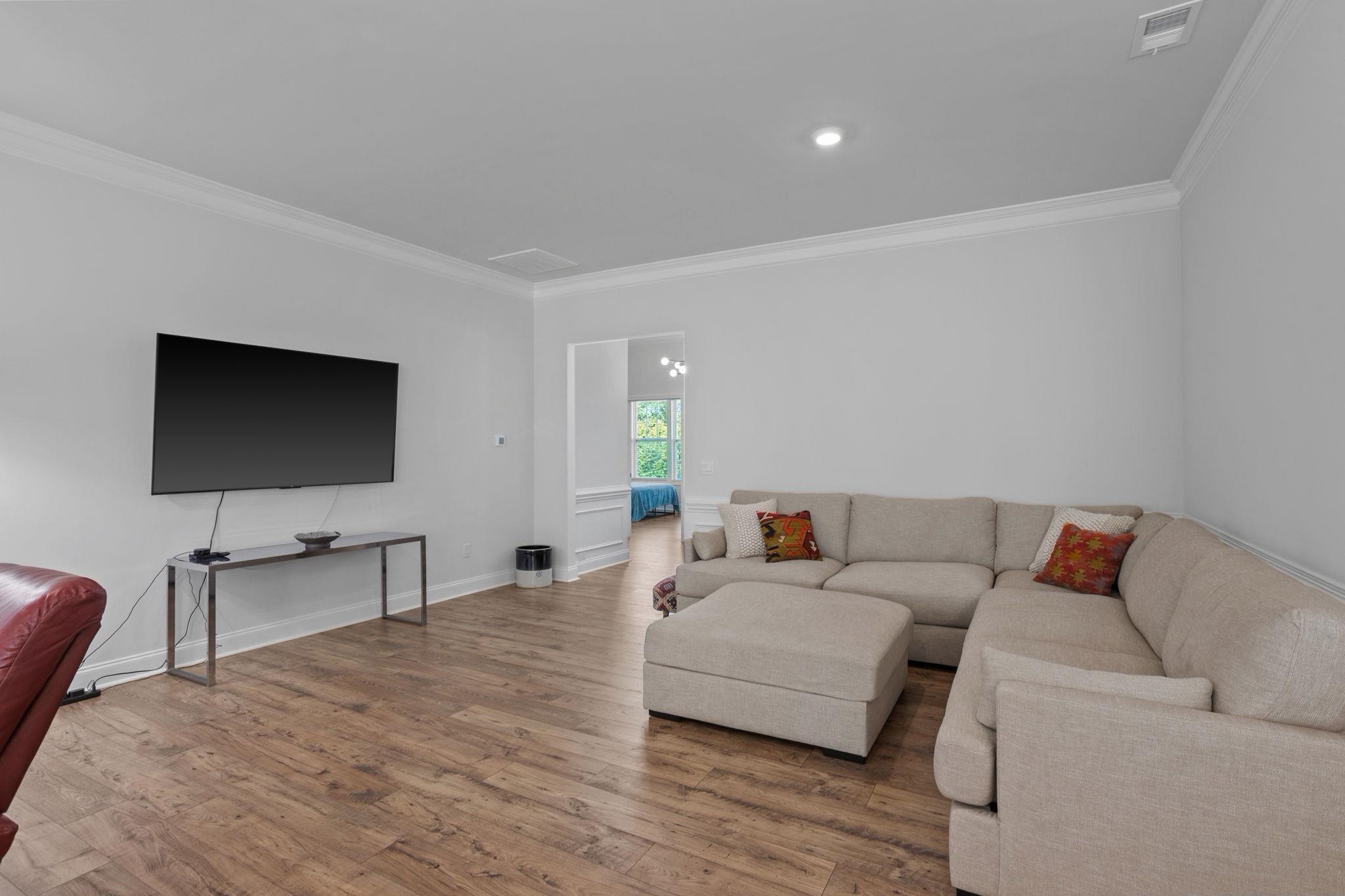 1831 Wabash Place Property Photo 8
