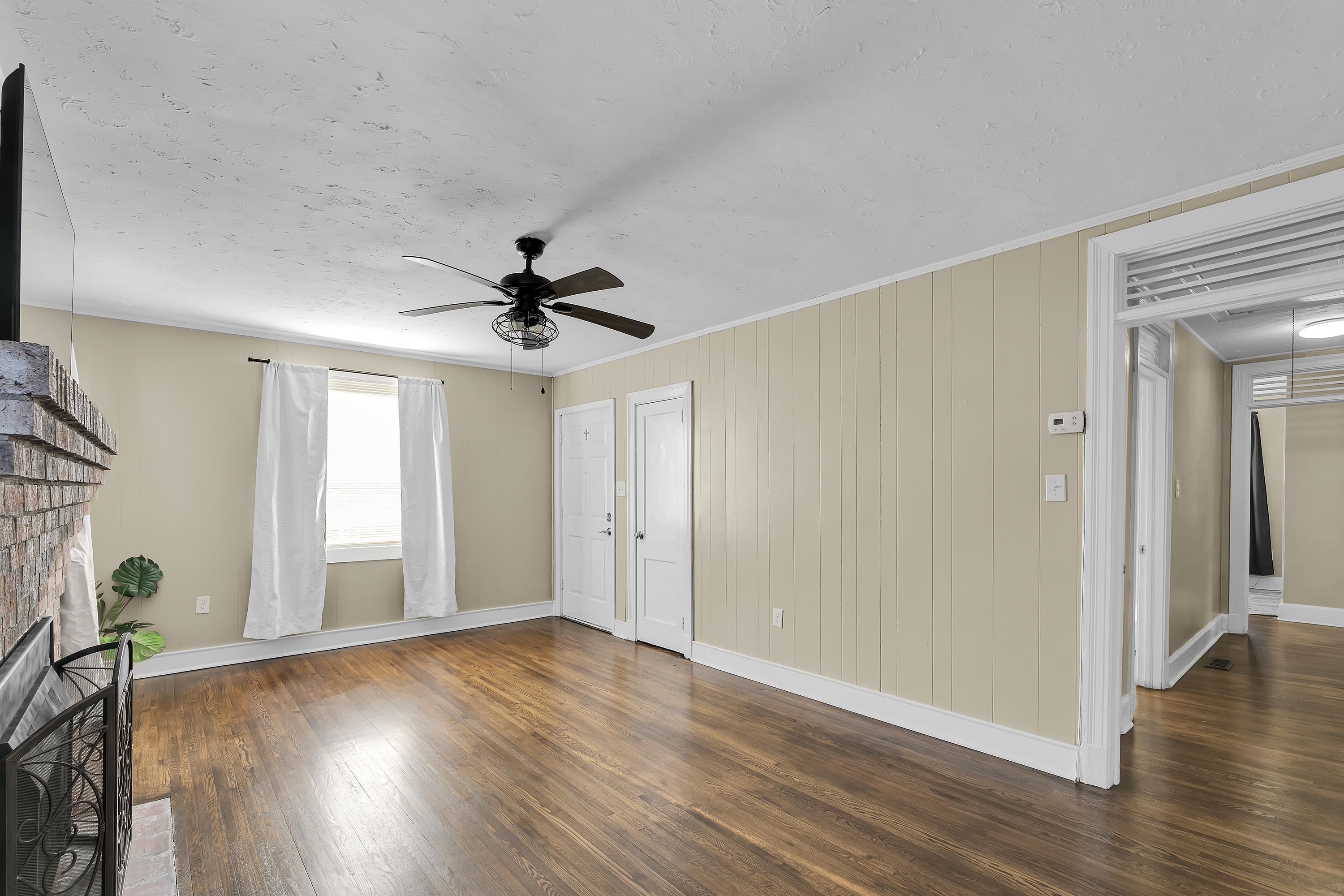 170 Gossett Rd Property Photo 5