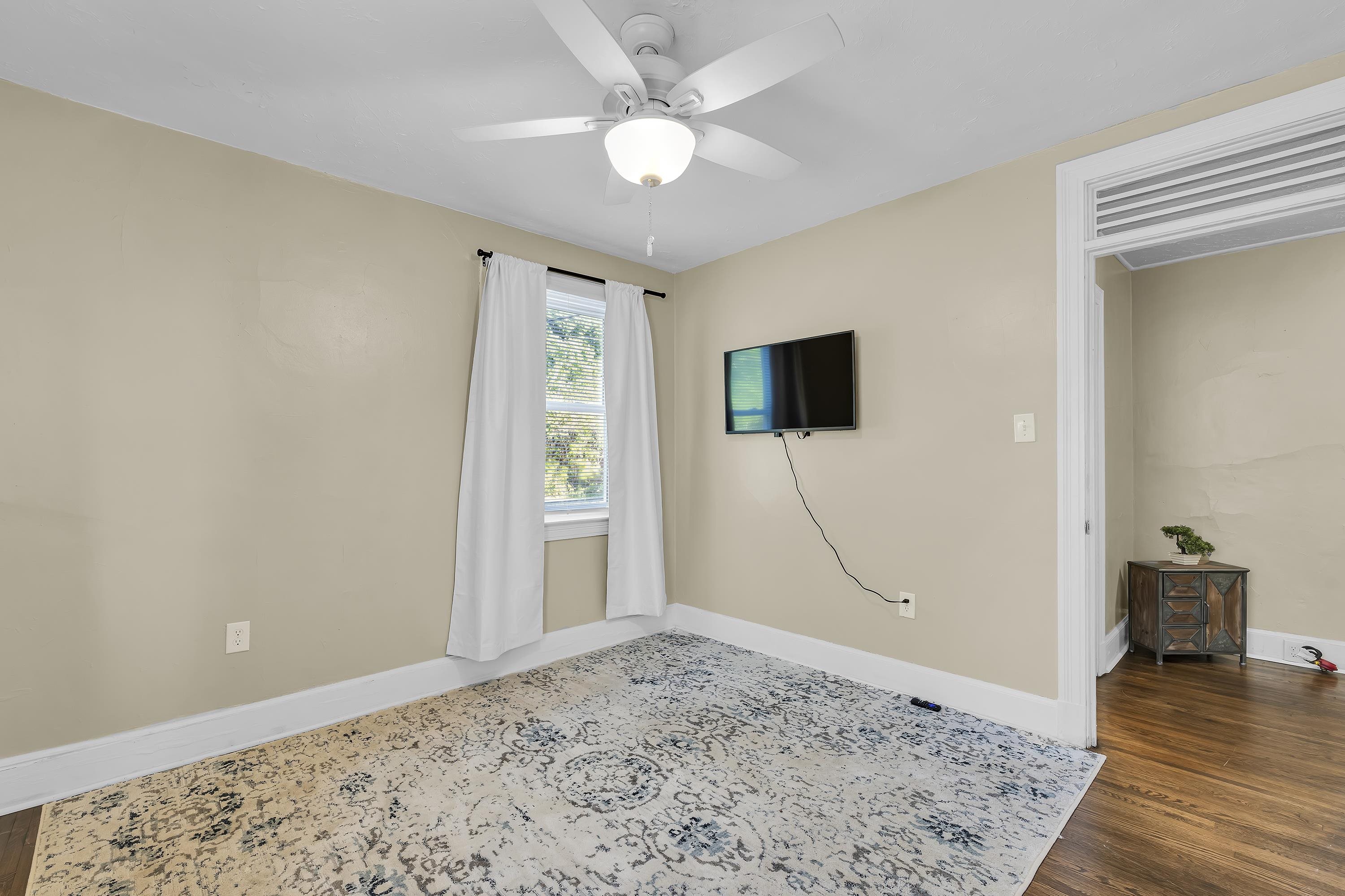 170 Gossett Rd Property Photo 14