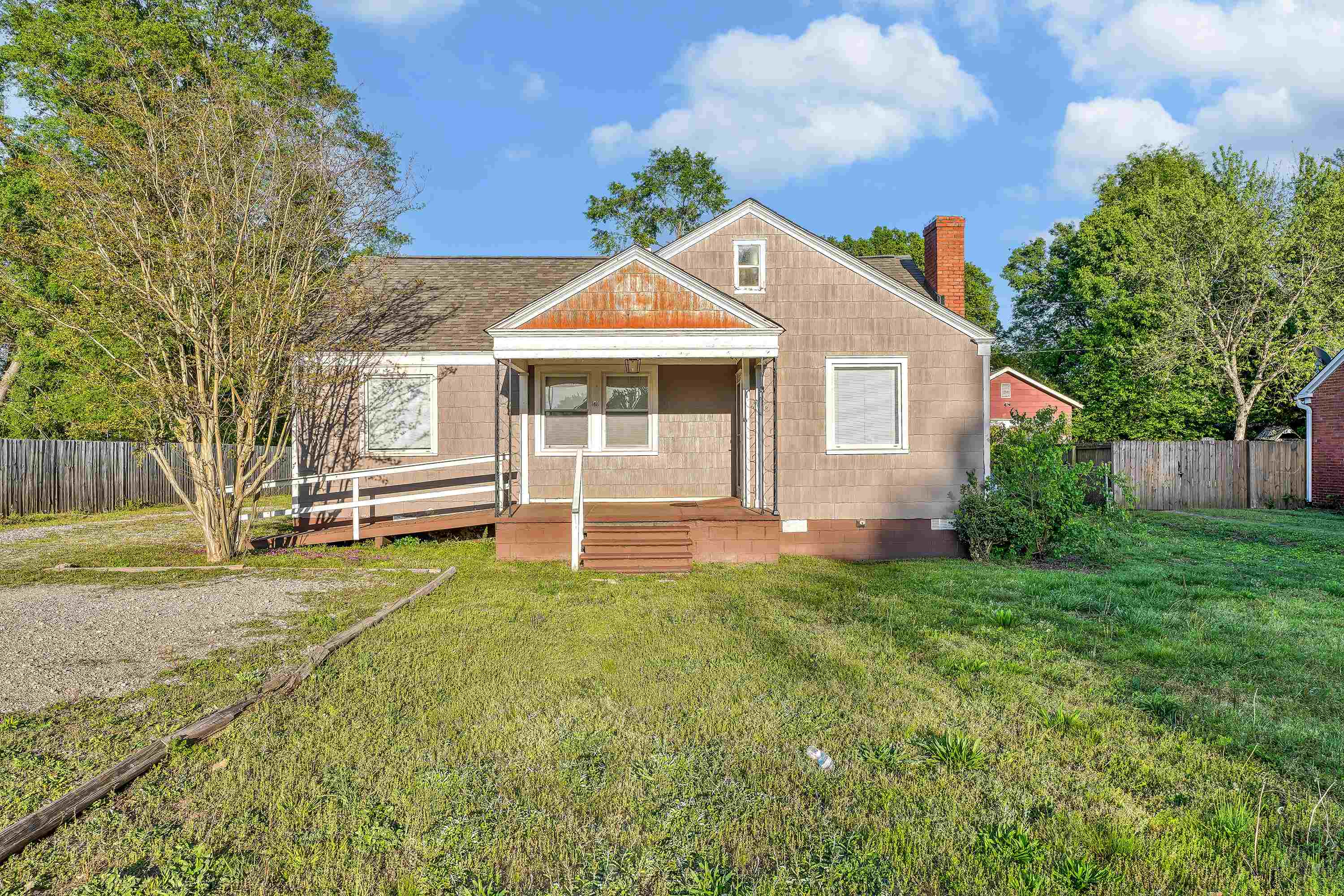 170 Gossett Rd Property Photo 22