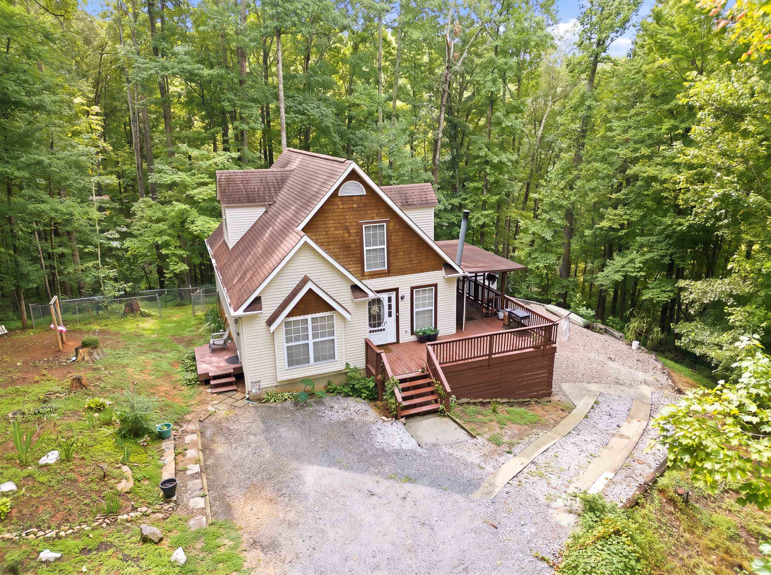20 Forest Drive Property Photo 9
