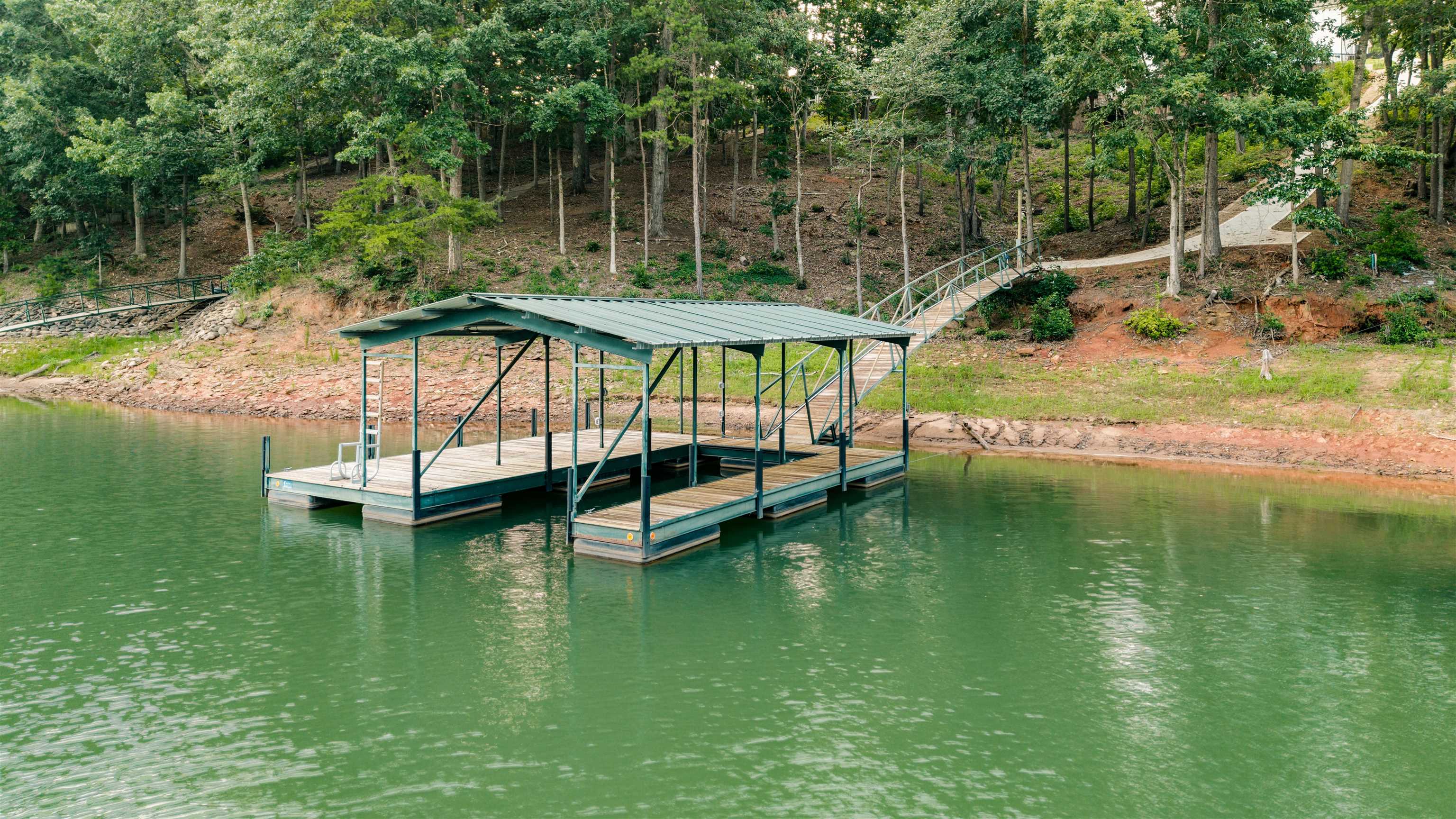 107 Andrea Pointe Property Photo 2