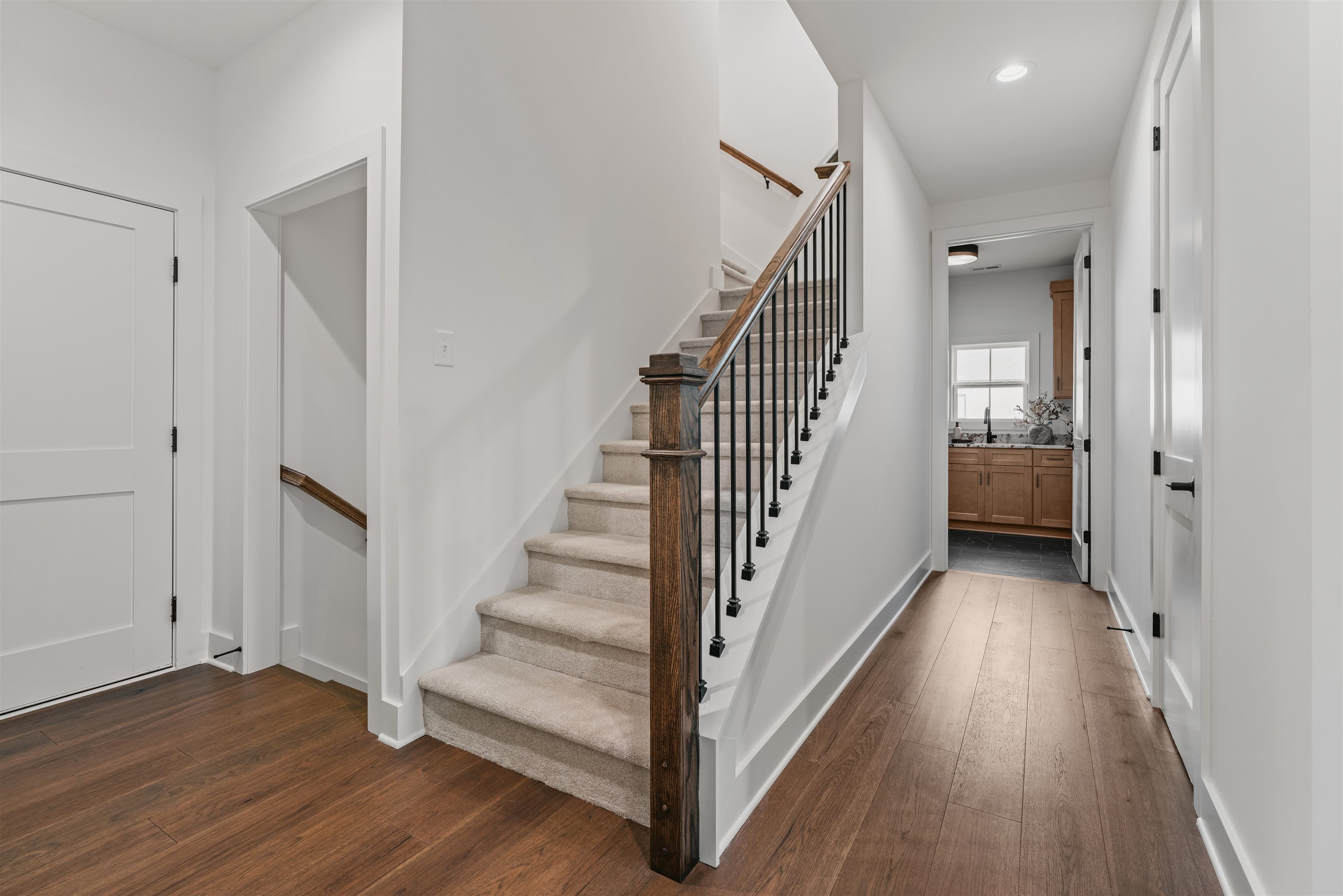 107 Andrea Pointe Property Photo 31