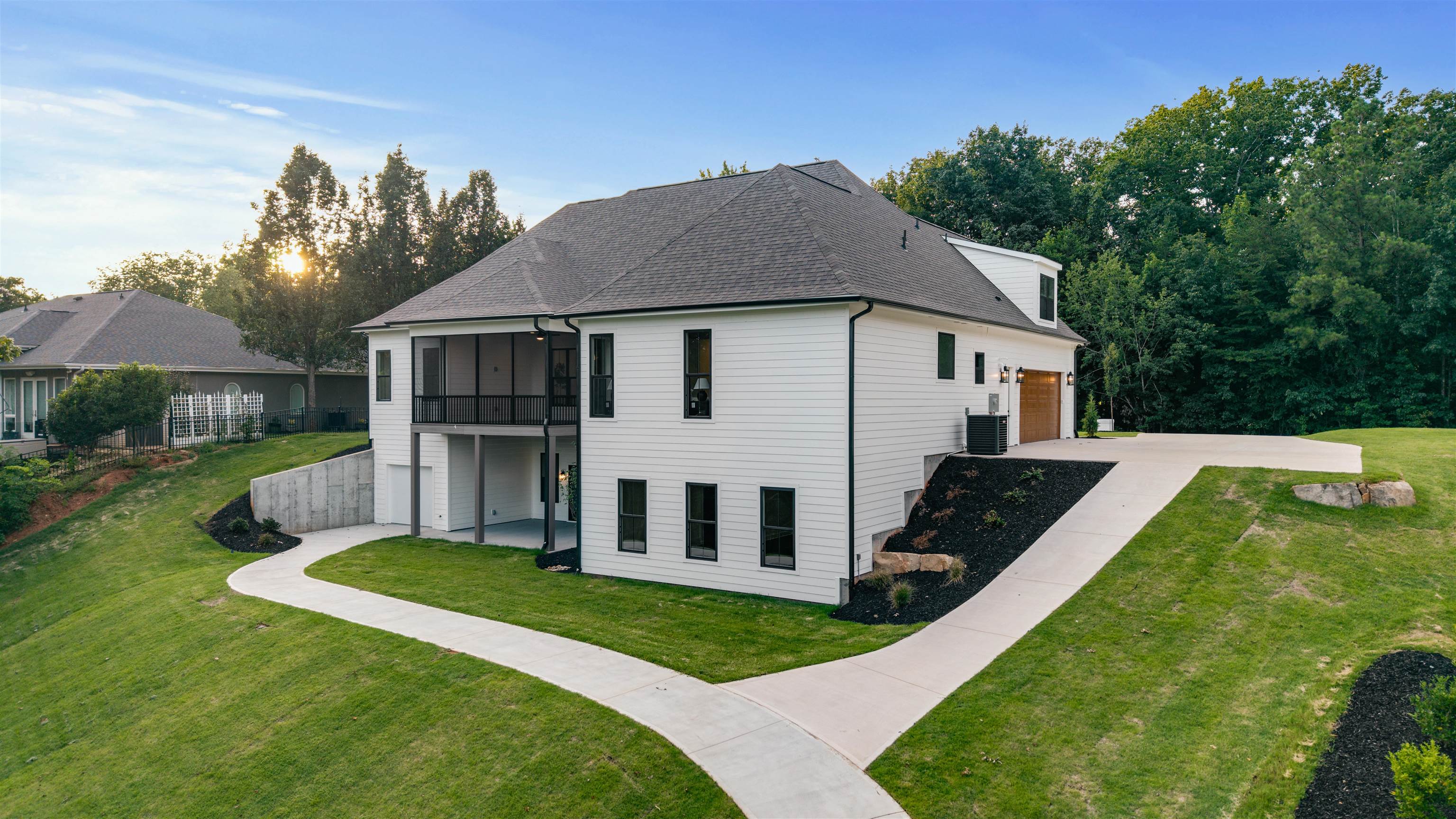 107 Andrea Pointe Property Photo 45