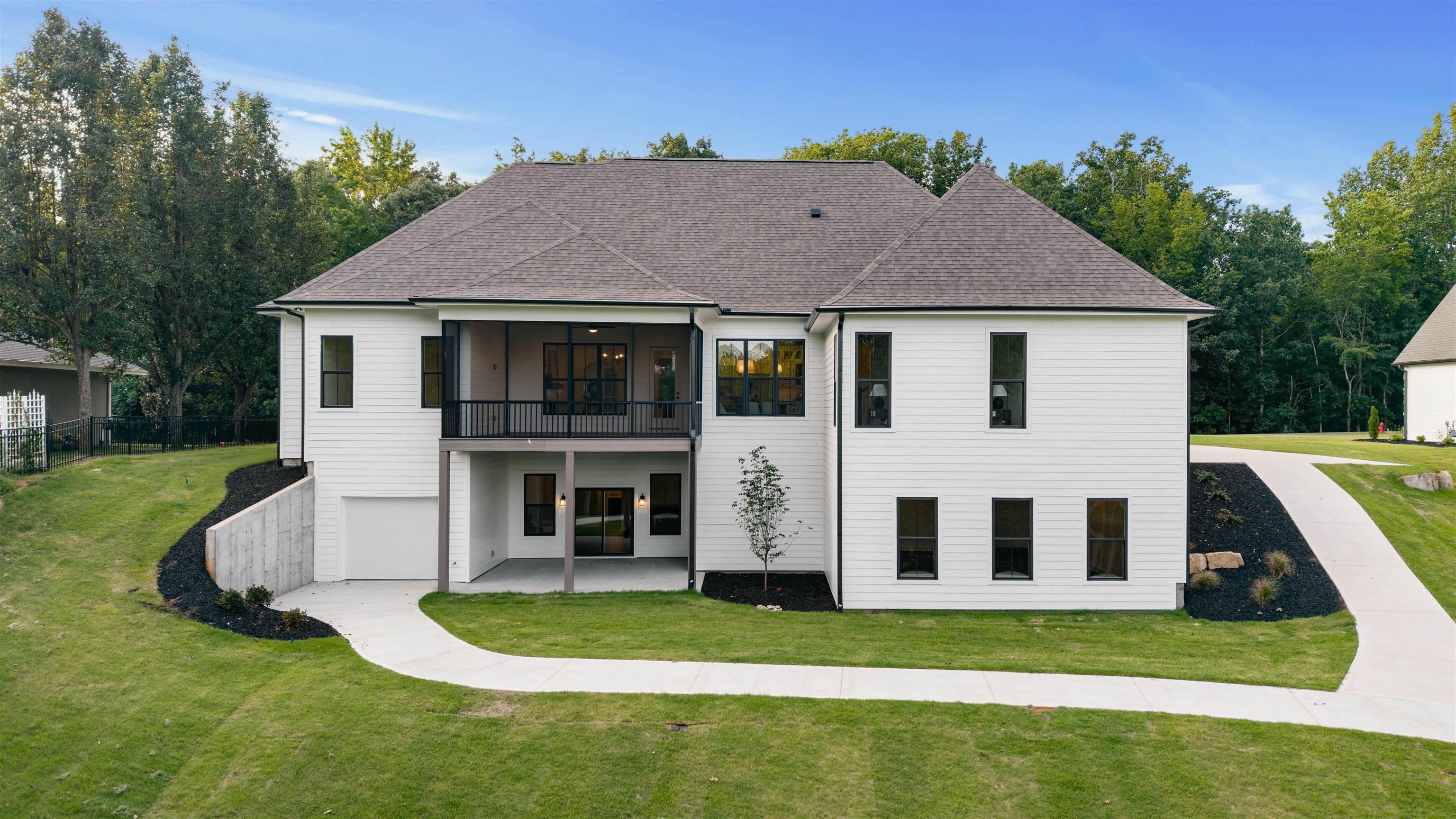 107 Andrea Pointe Property Photo 46