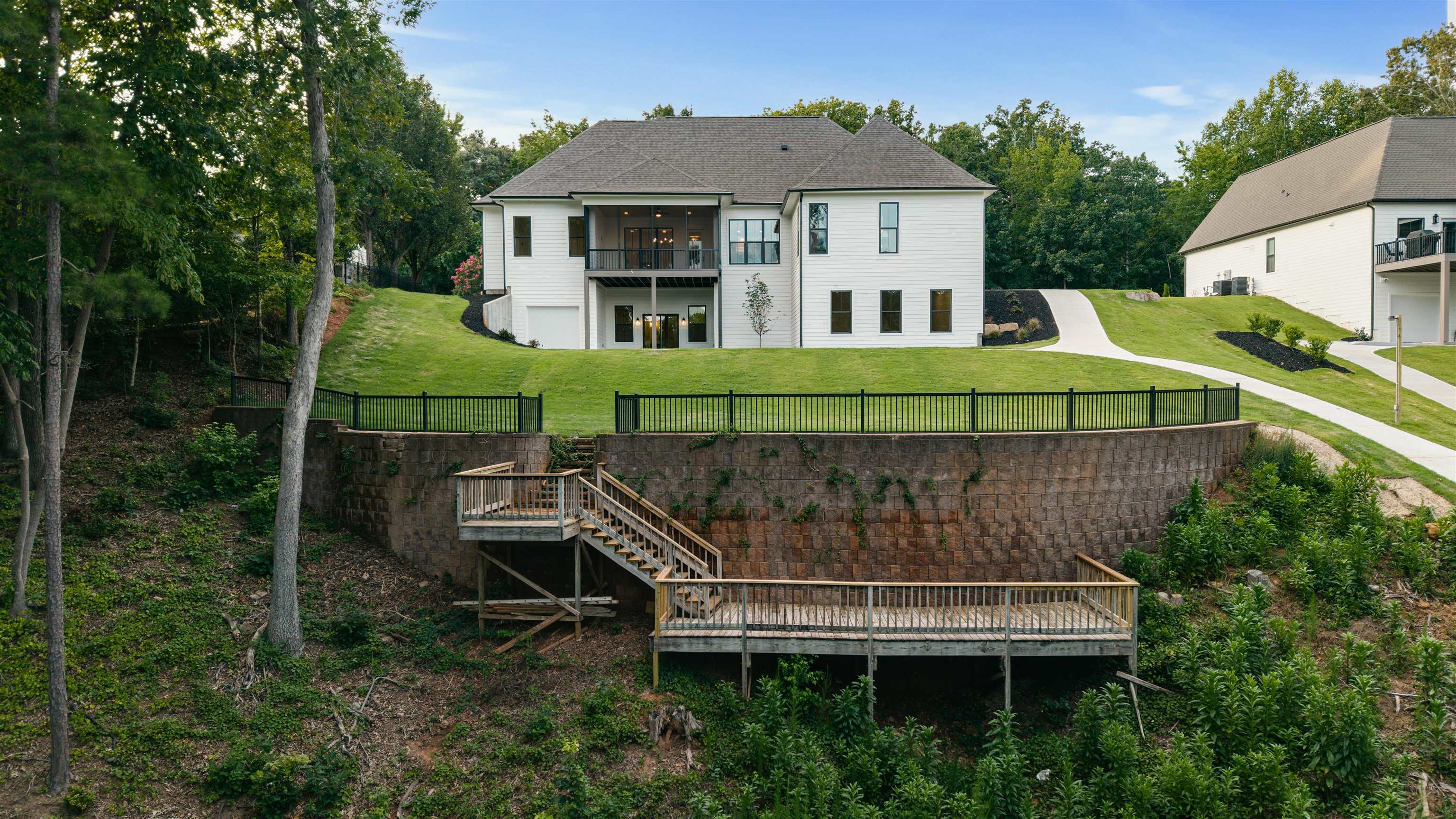 107 Andrea Pointe Property Photo 47