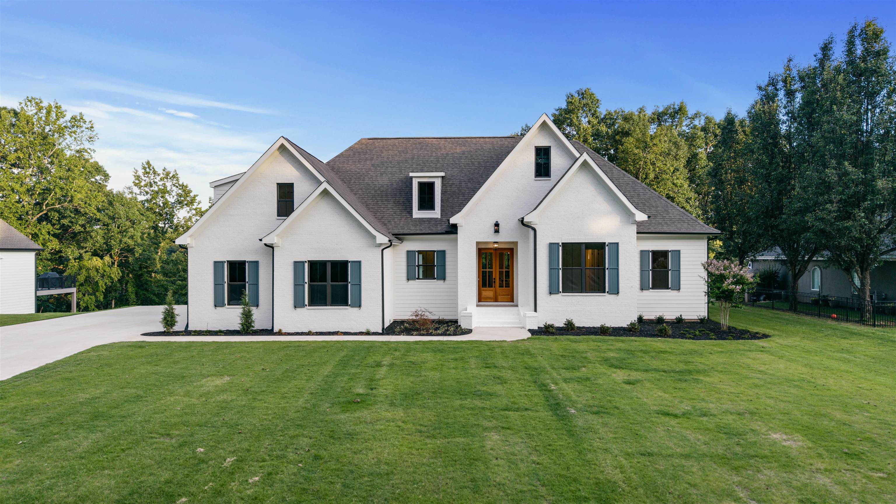 107 Andrea Pointe Property Photo 48