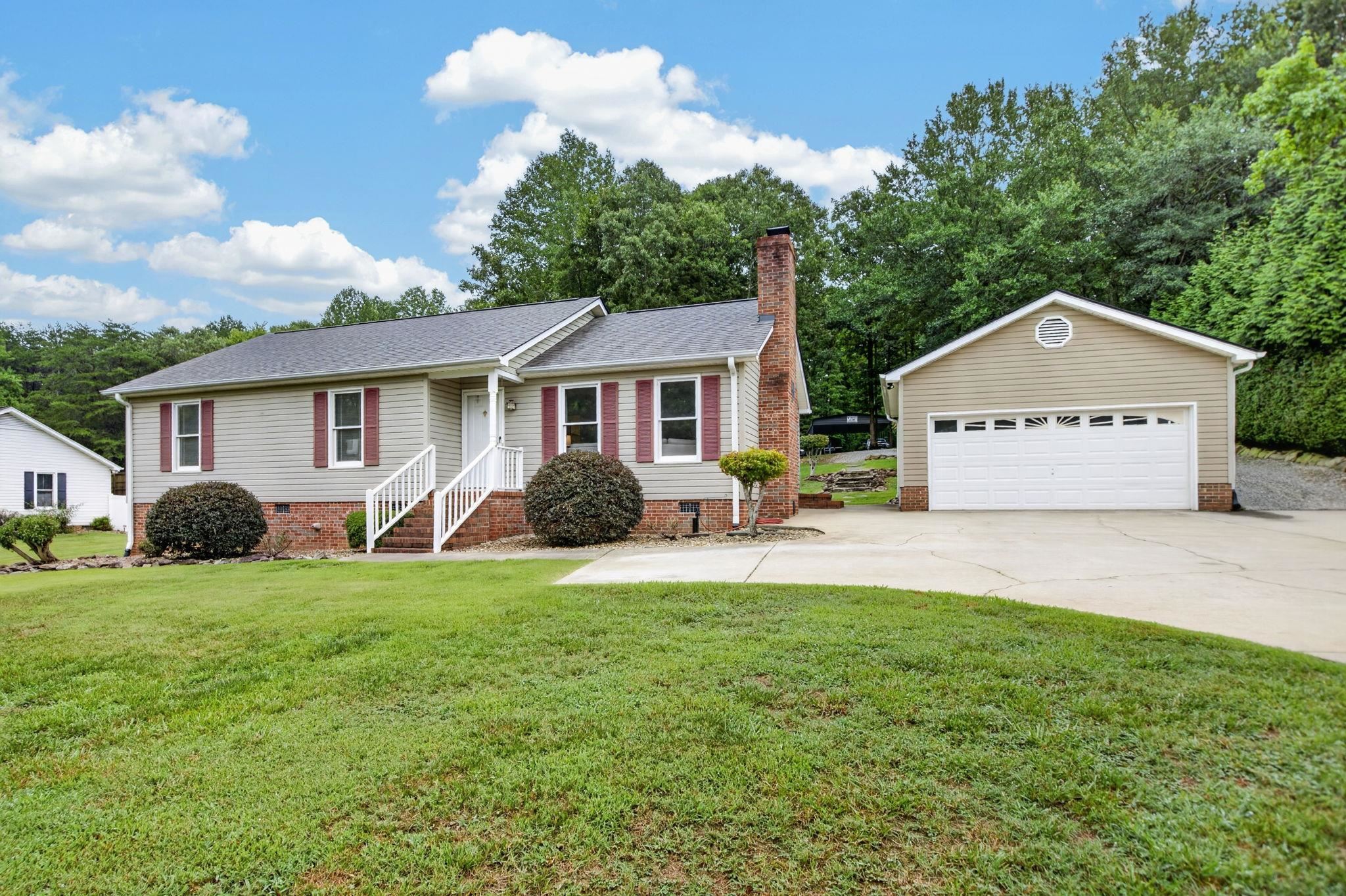 3572 Brown Road Property Photo 1