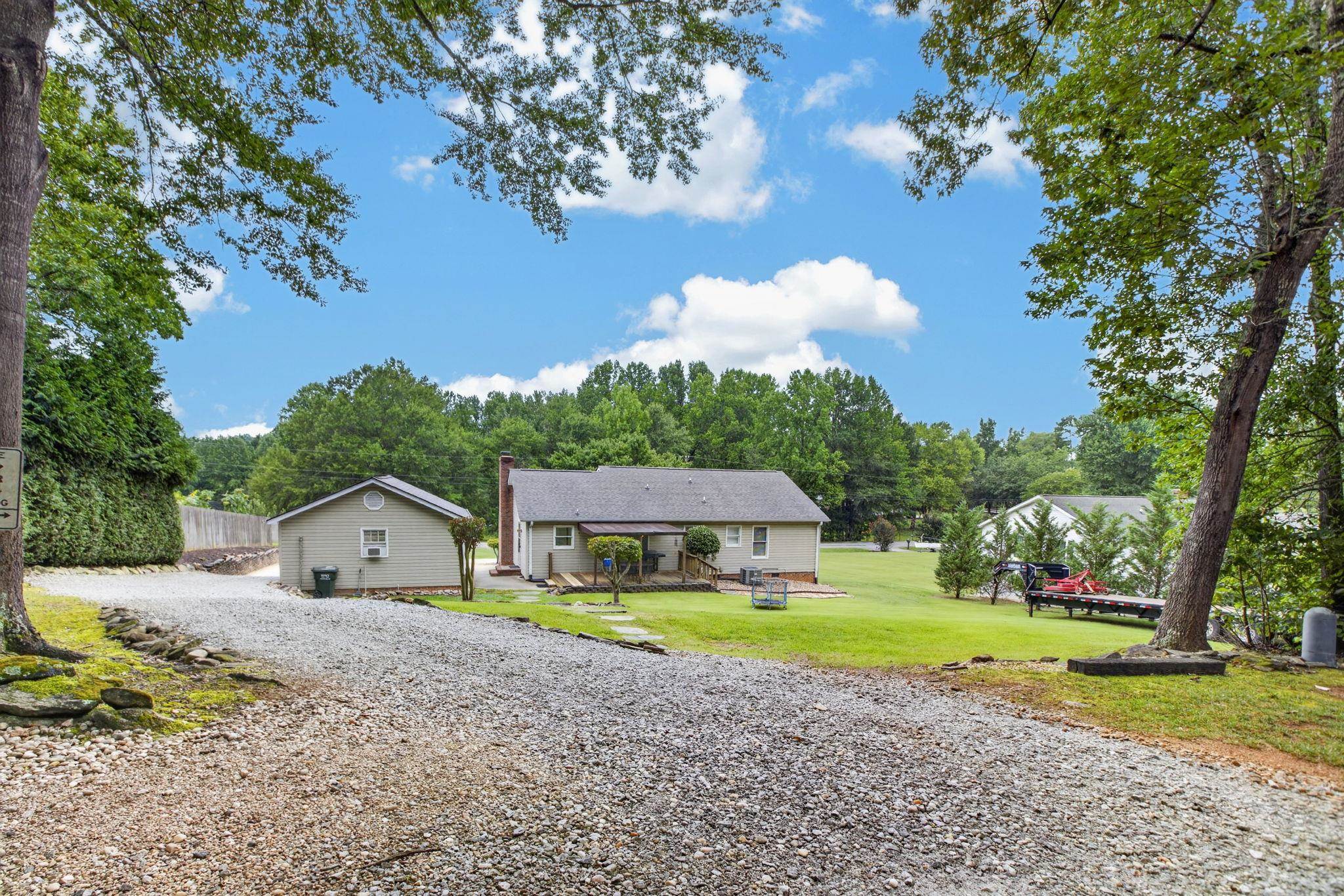 3572 Brown Road Property Photo 2