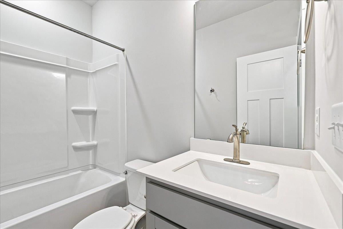 449 Amaryllis Lane Property Photo 14