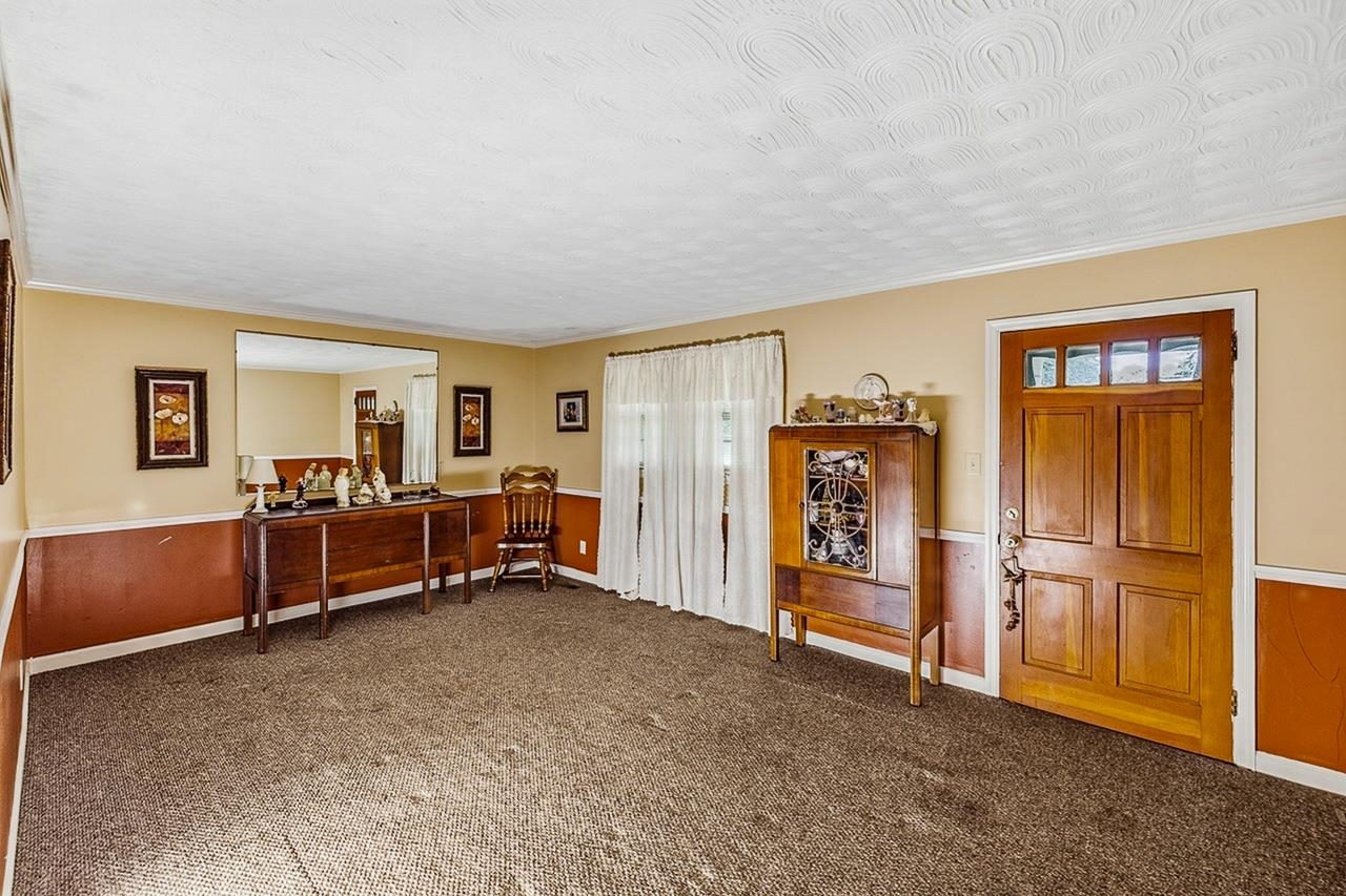 155 Brookdale Drive Property Photo 4