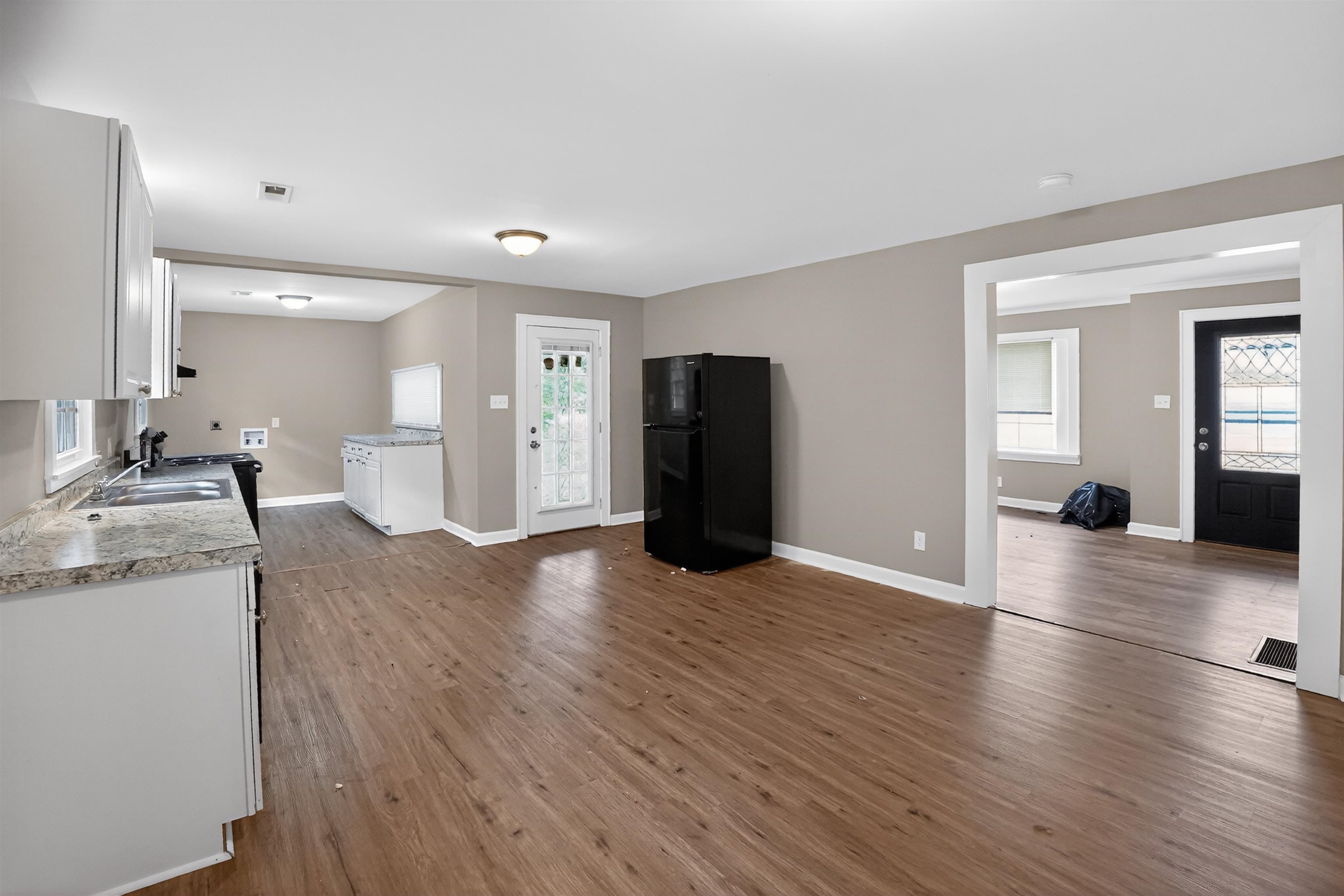 1008 Fairfield Dr Property Photo 18
