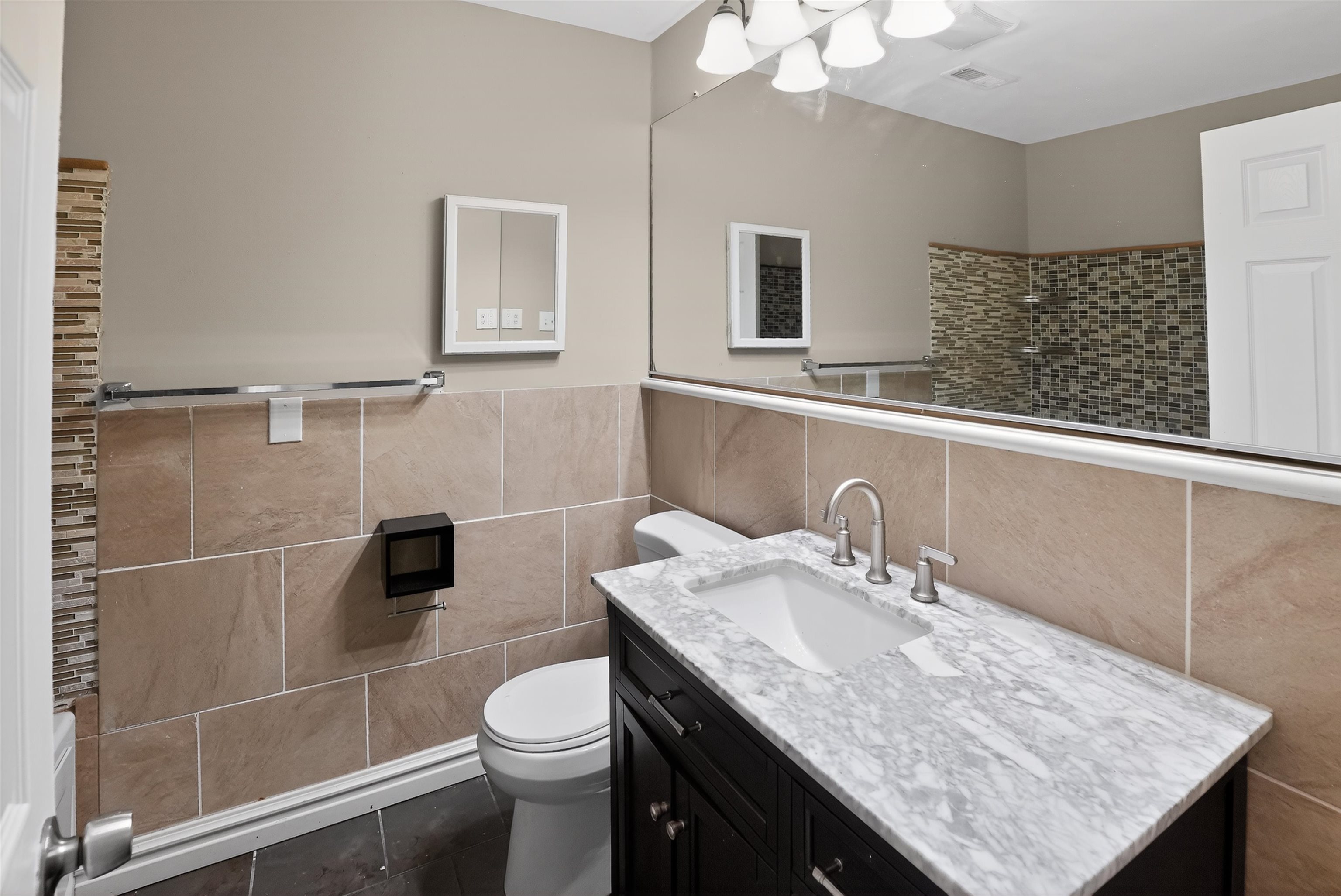 1008 Fairfield Dr Property Photo 27