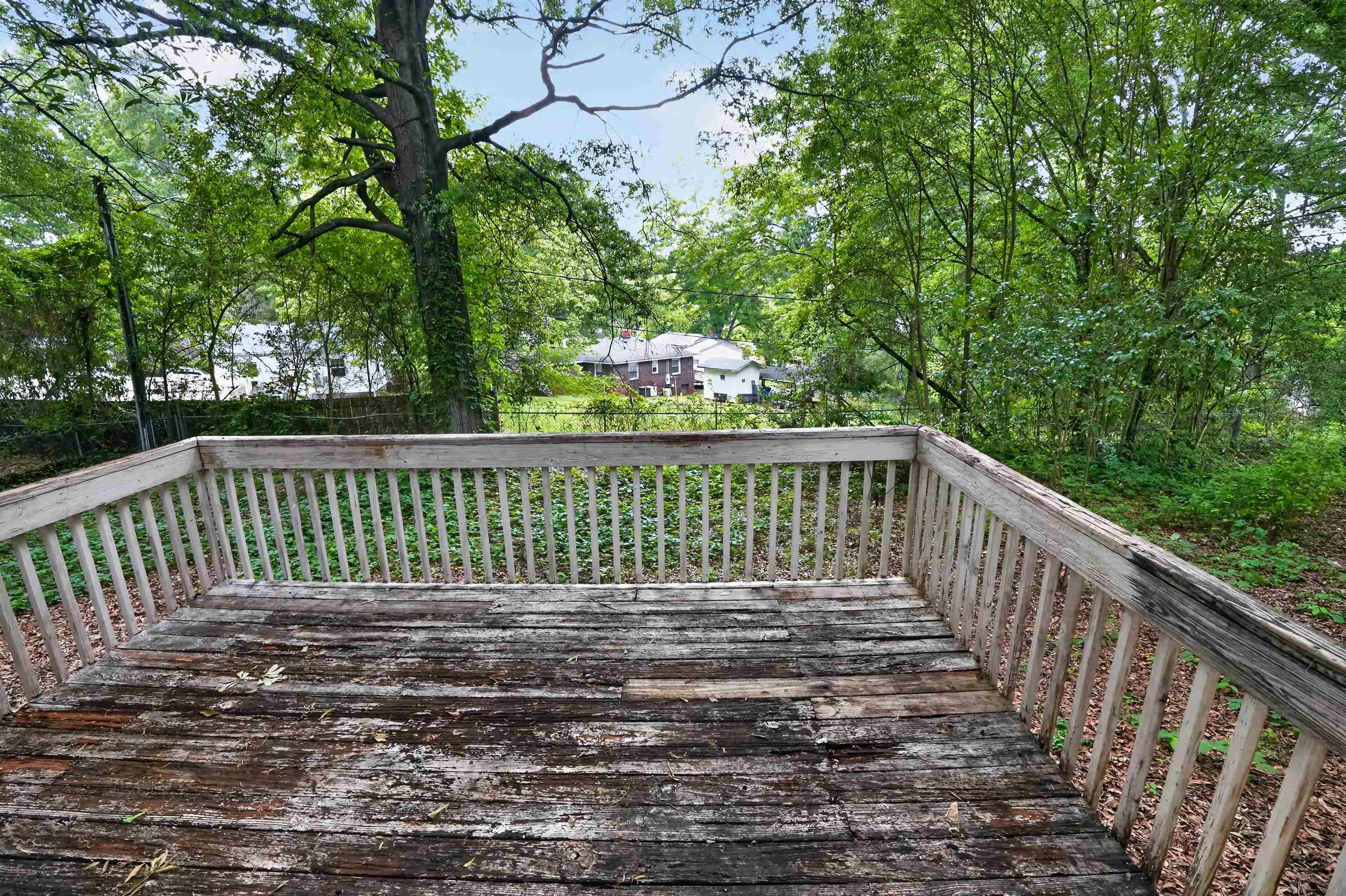 1701 Lyndon Ave Property Photo 5
